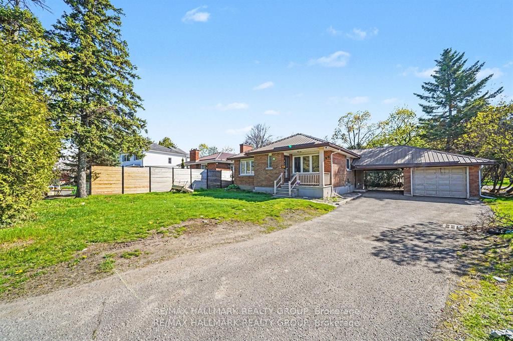 1299 Evans Boulevard, Alta Vista and Area, ON K1H 7T8 photo 2