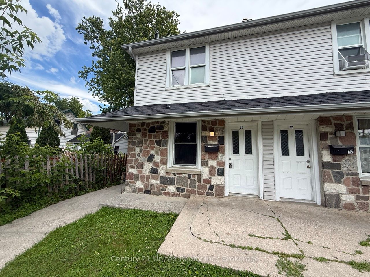 70-72 Park Street S 70, Peterborough, ON K9J 3R7