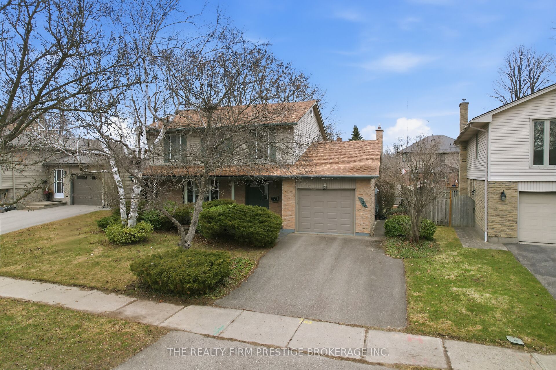 126 Gardenvale Crescent, London South, ON N6J 4B9