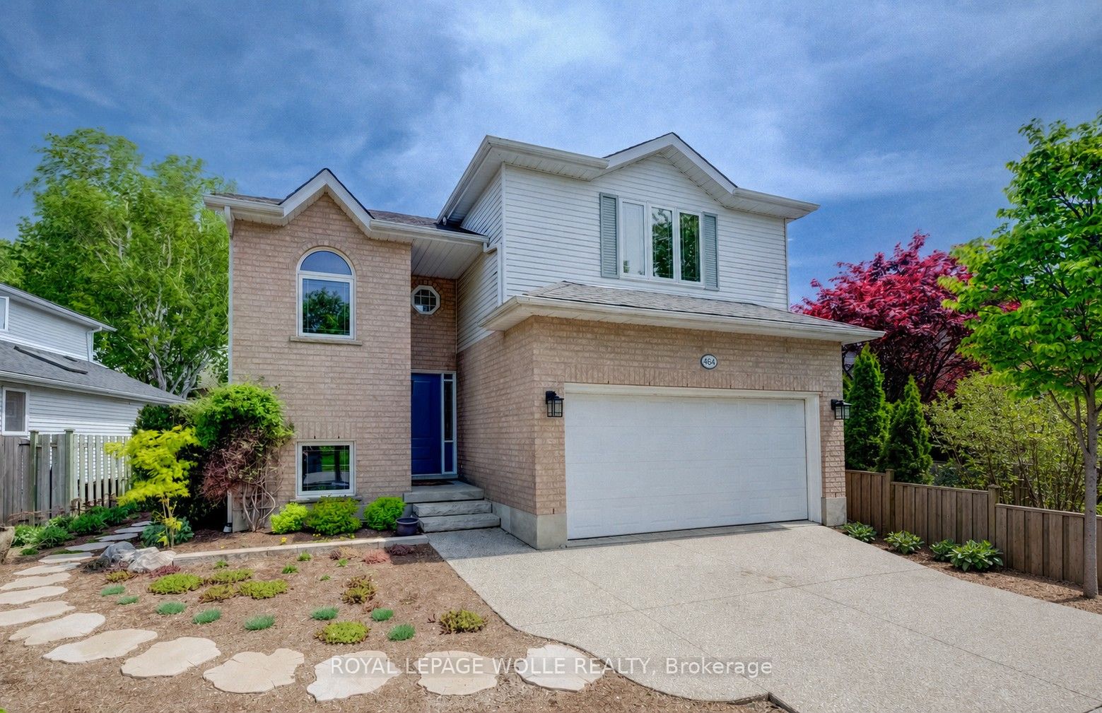 464 Northlake Drive, Waterloo, ON N2V 2A4 photo 2