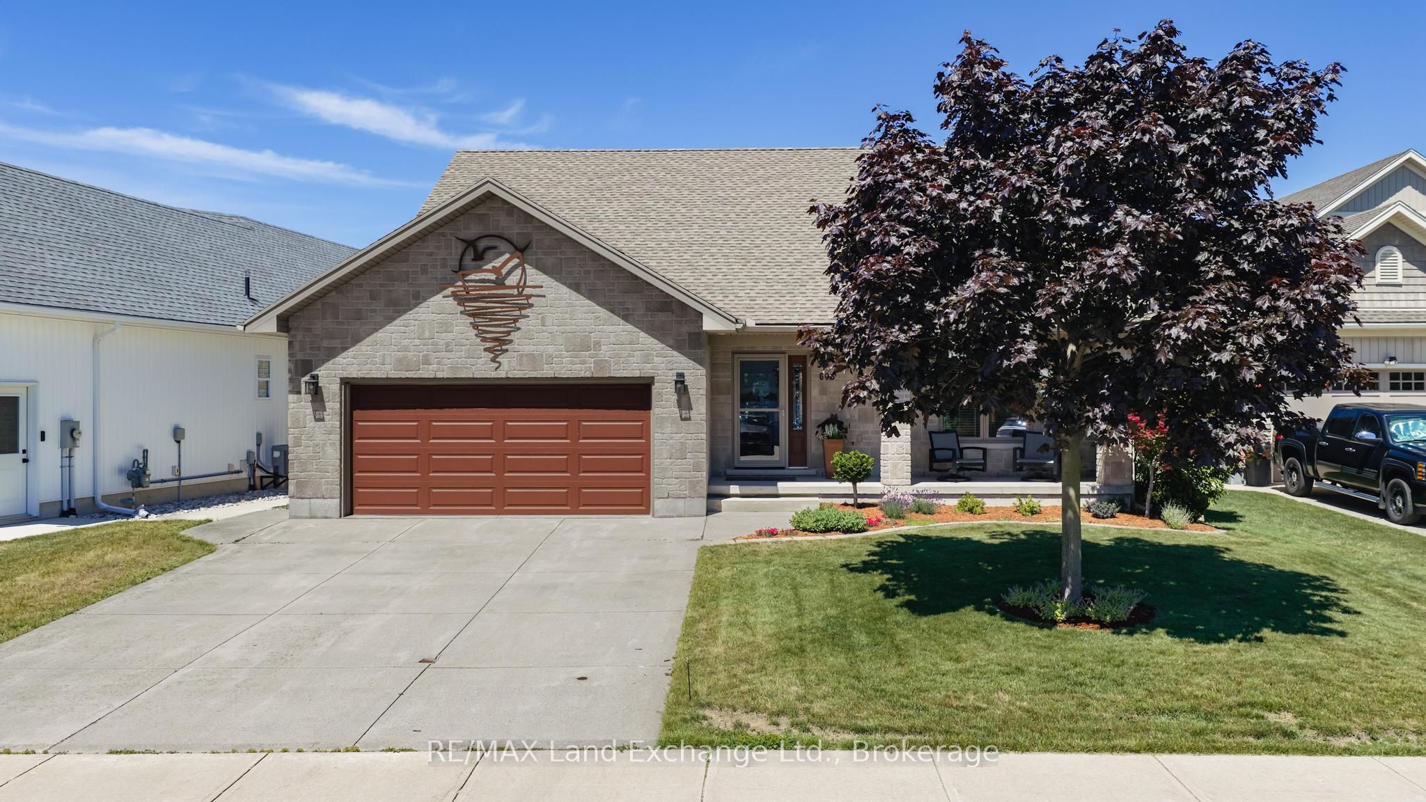 603 Troon Court, Kincardine, ON N2Z 0B4