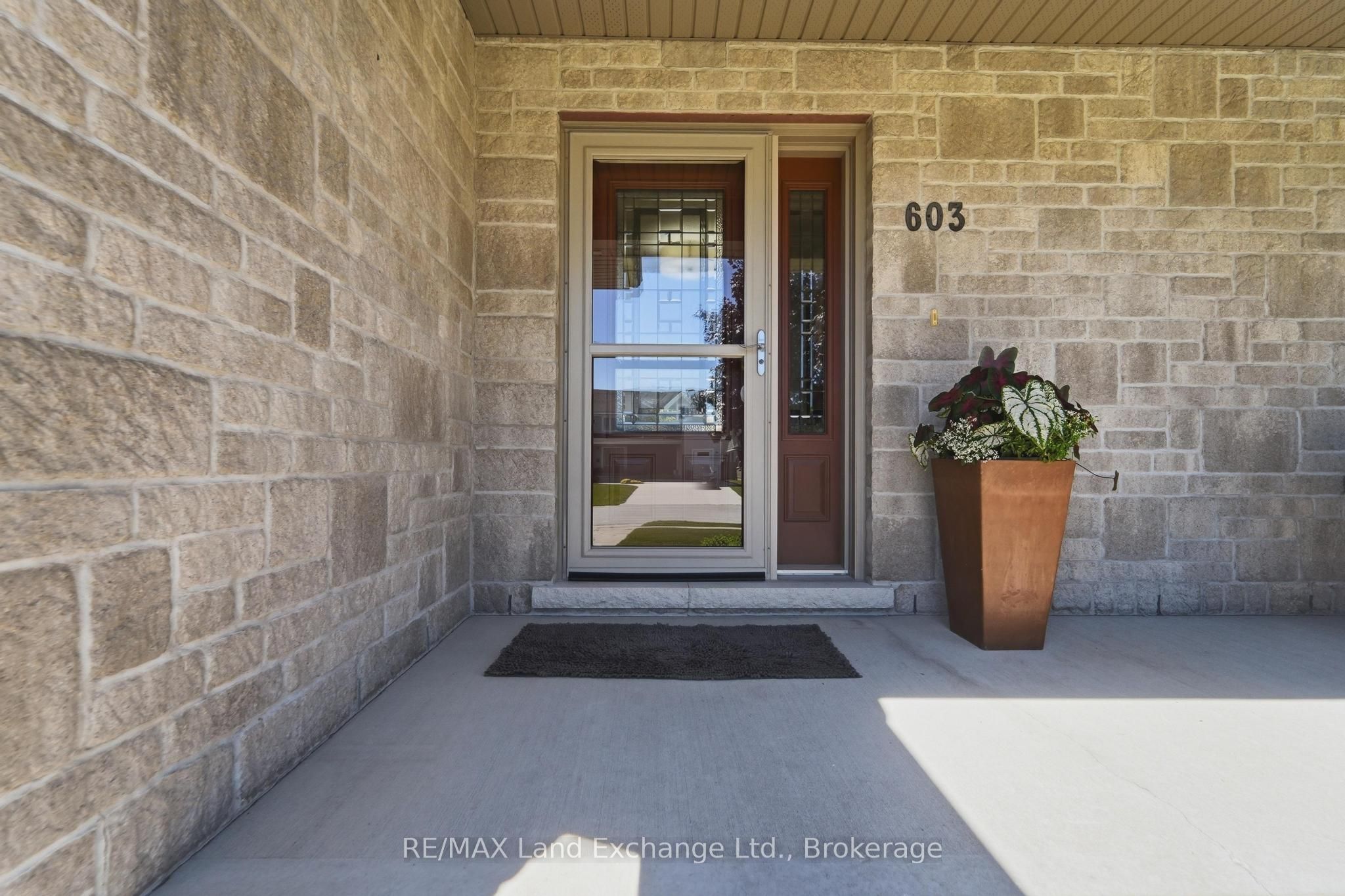 603 Troon Court, Kincardine, ON N2Z 0B4 photo 4