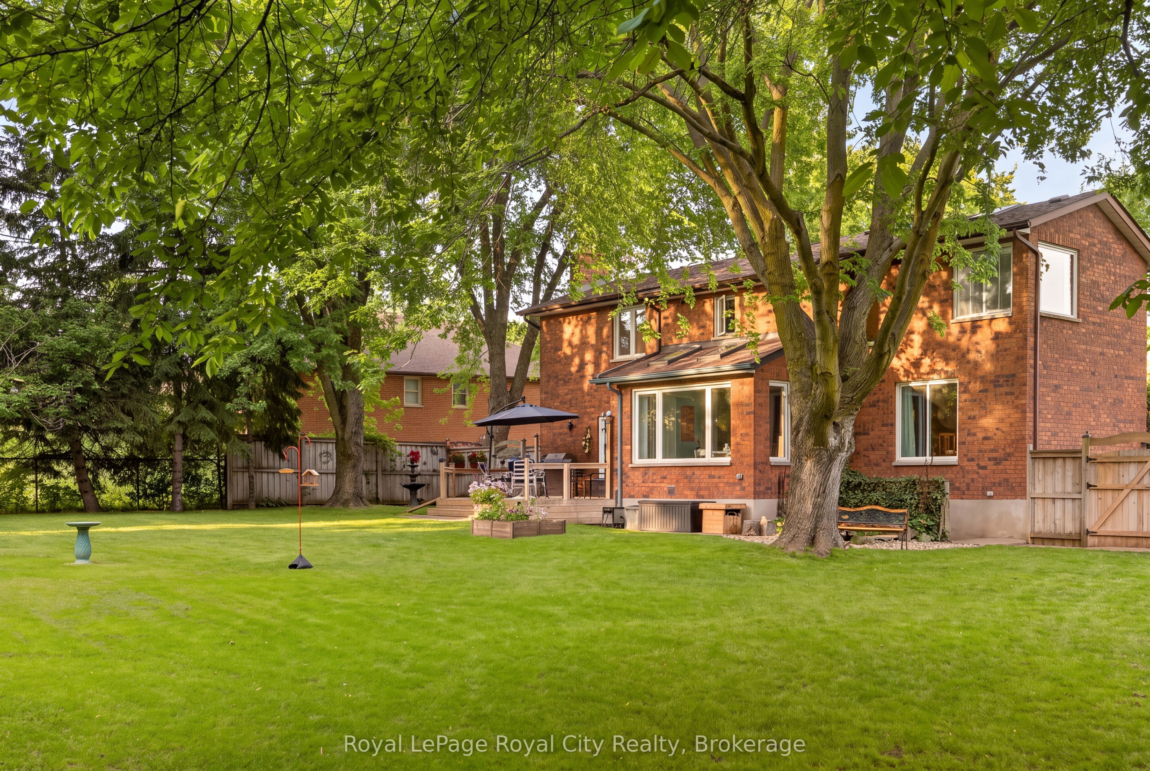 9 Darren Place, Guelph/Eramosa, ON N1E 0P1 photo 2