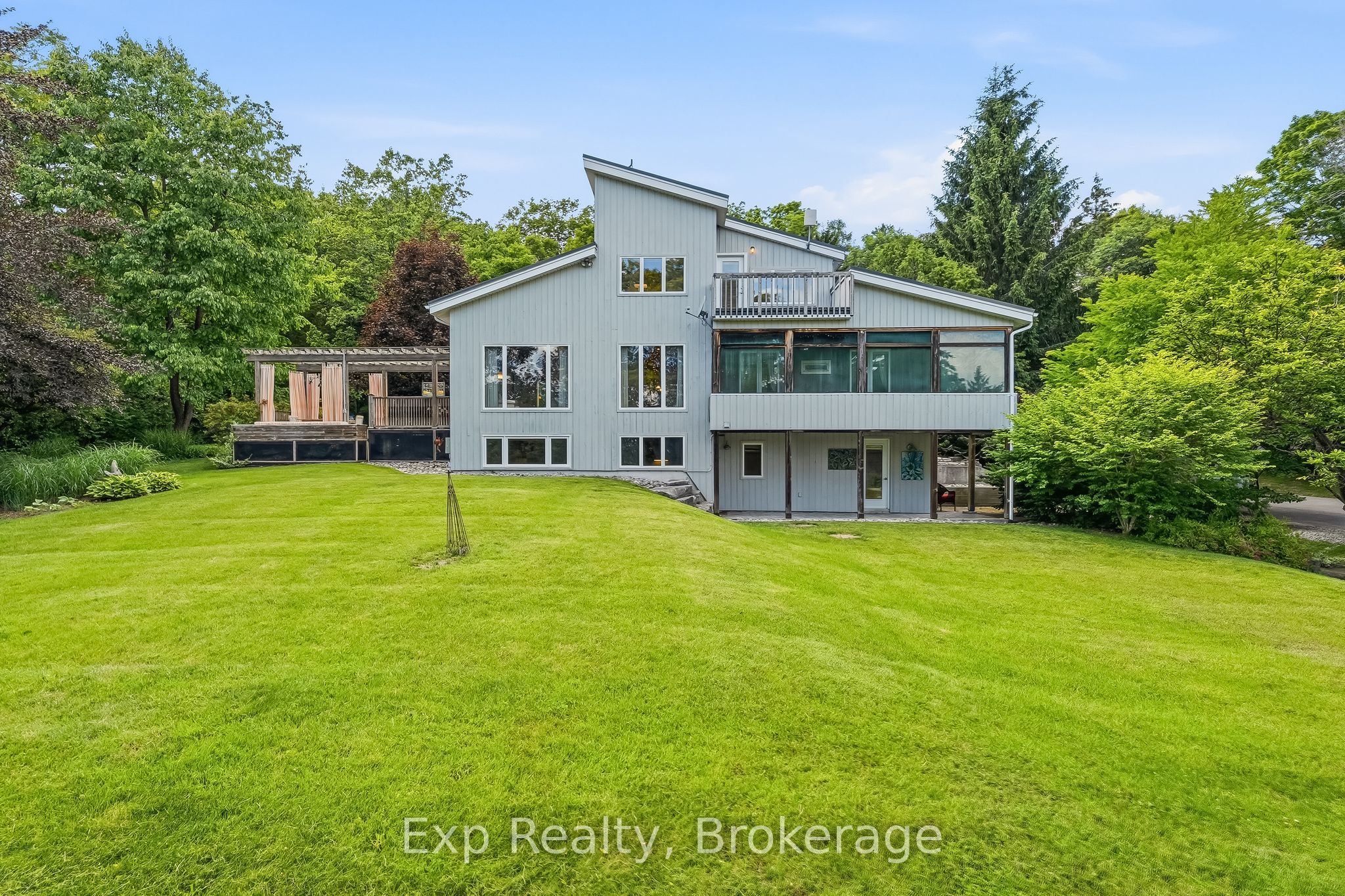 3282 Williamson Road, Hamilton Township, ON K9A 4J7 photo 2