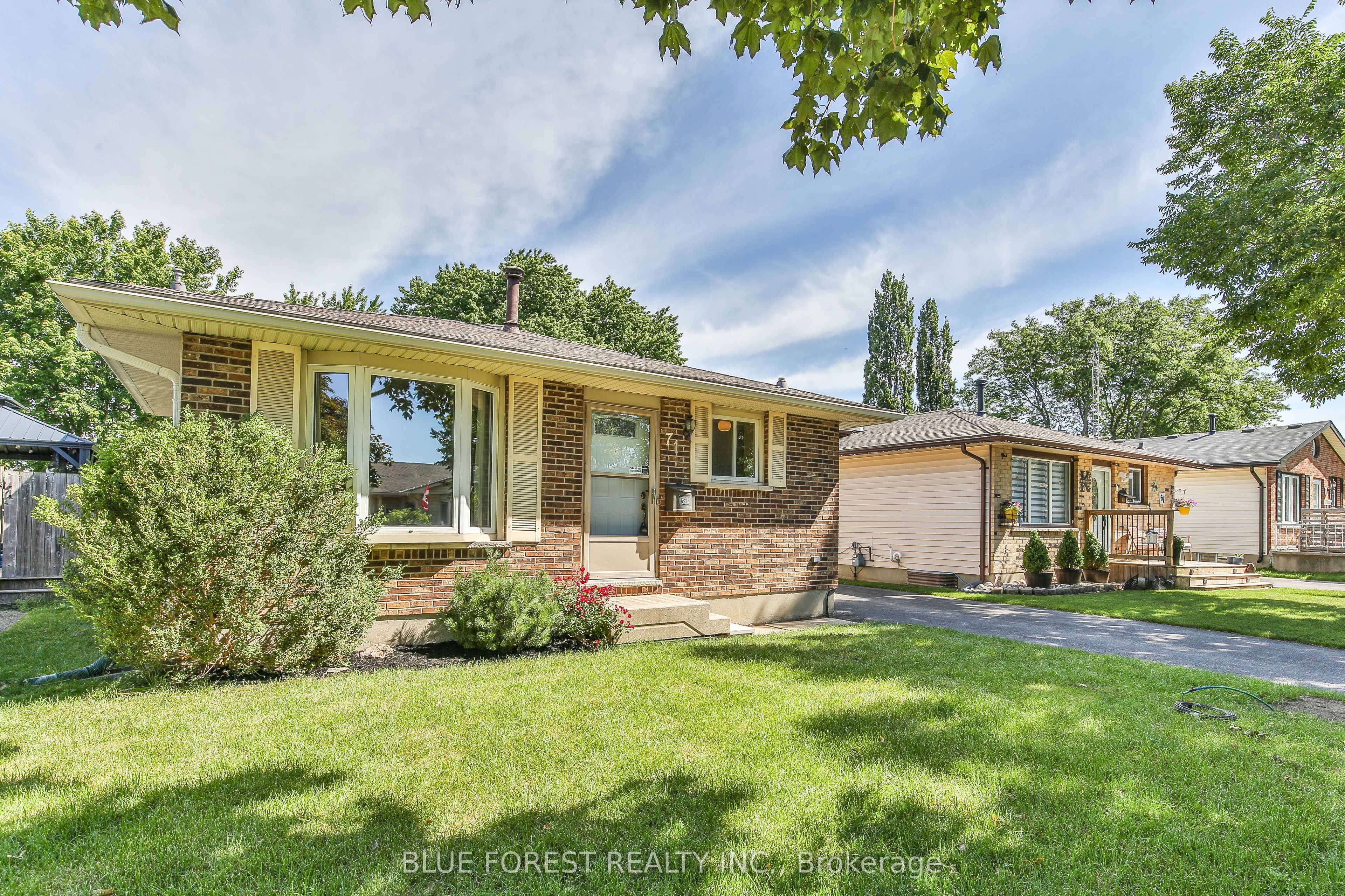 71 Rosamond Crescent, London South, ON N6E 2M7