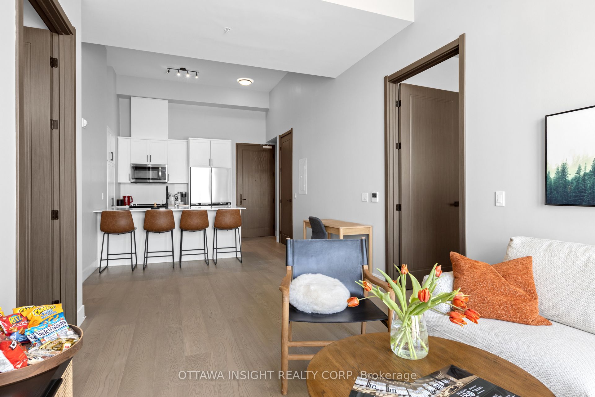 180 Kanata Avenue 2E, Kanata, ON K2K 3L9 photo 4