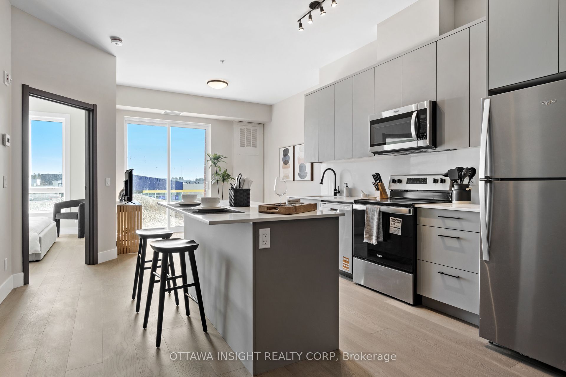 180 Kanata Avenue 1M, Kanata, ON K2K 3L9 photo 2
