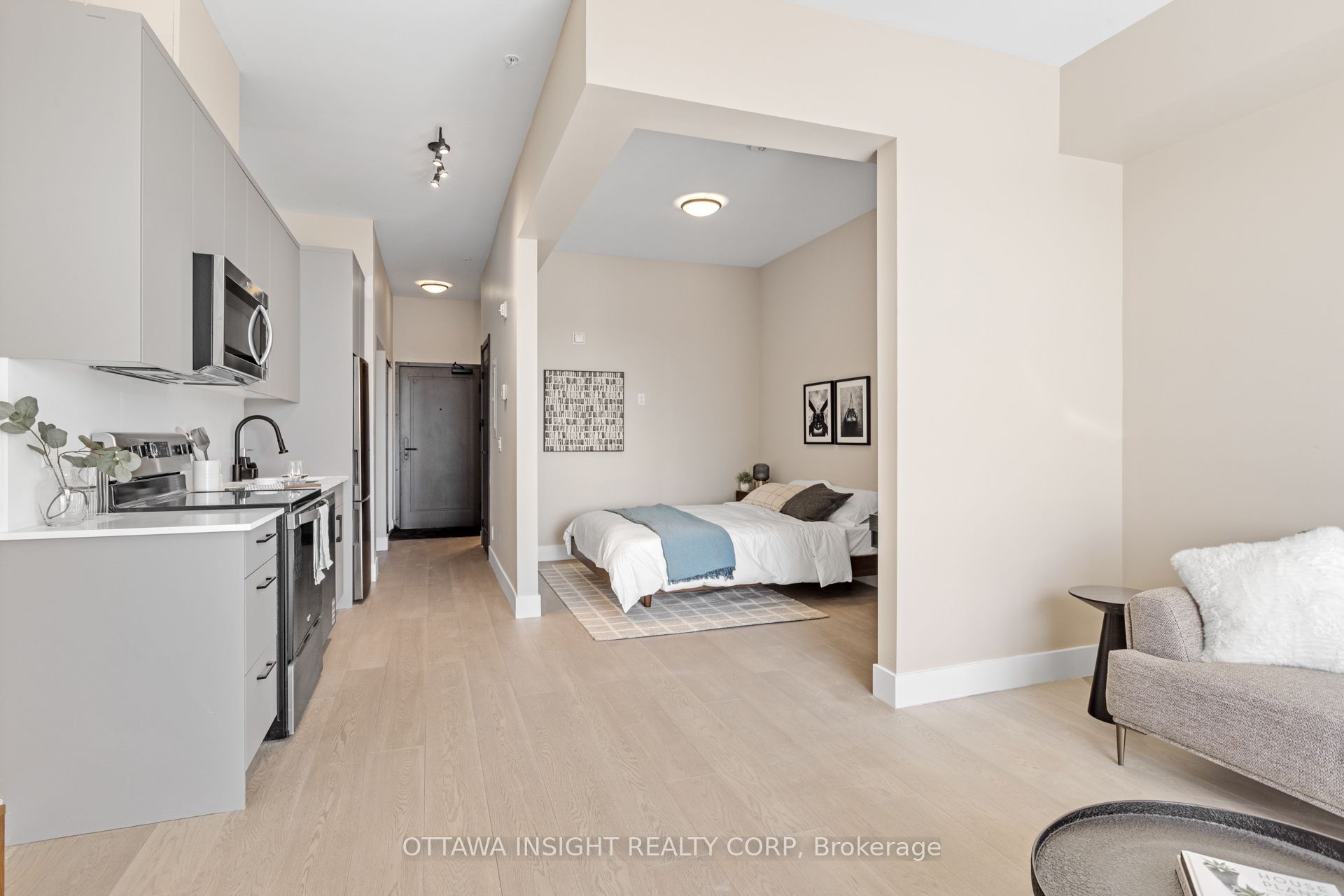 180 Kanata Avenue 1A, Kanata, ON K2K 3L9 photo 3