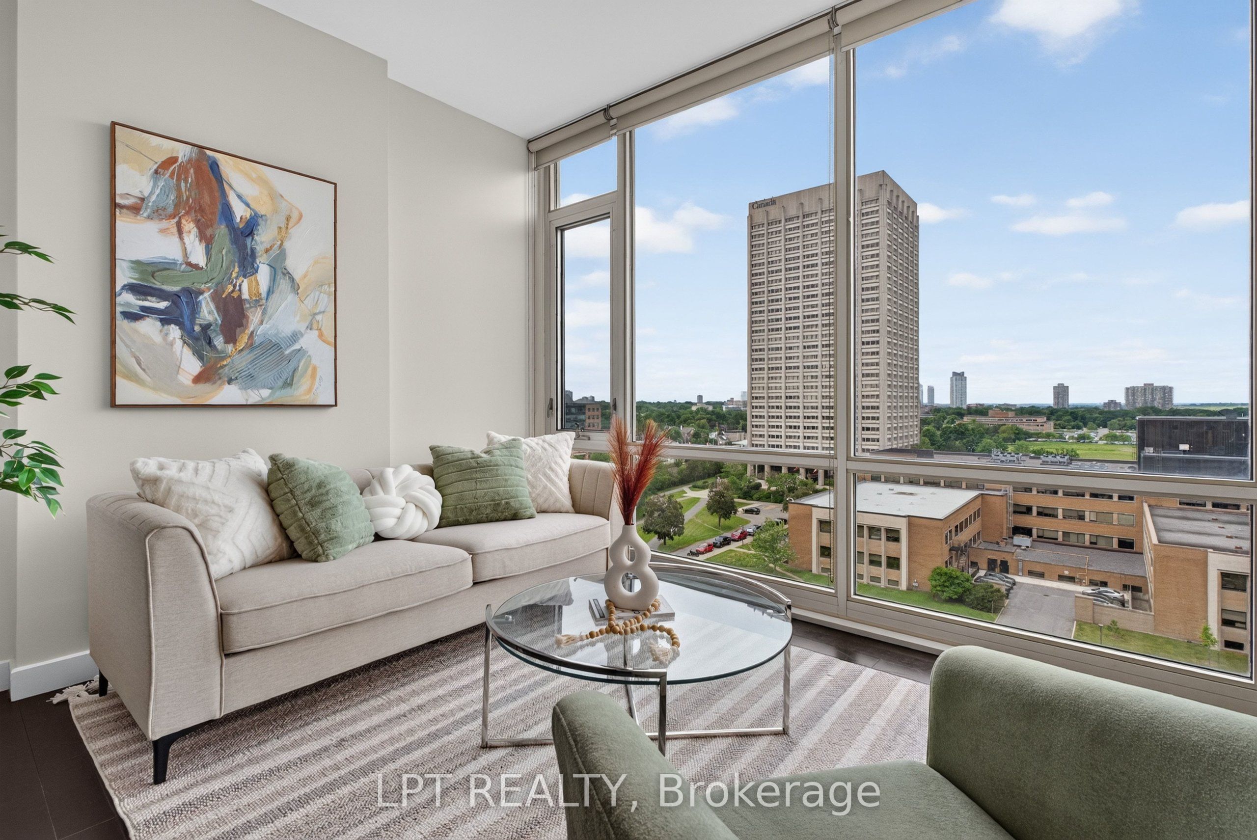 201 Parkdale Avenue 1004, West Centre Town, ON K1Y 1E8 photo 4
