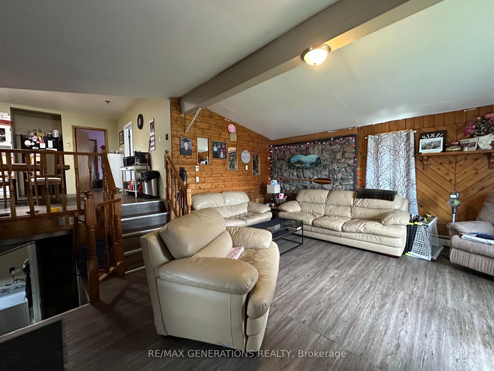 57 SUPERIOR Avenue, Terrace Bay, ON P0T 2W0 photo 3