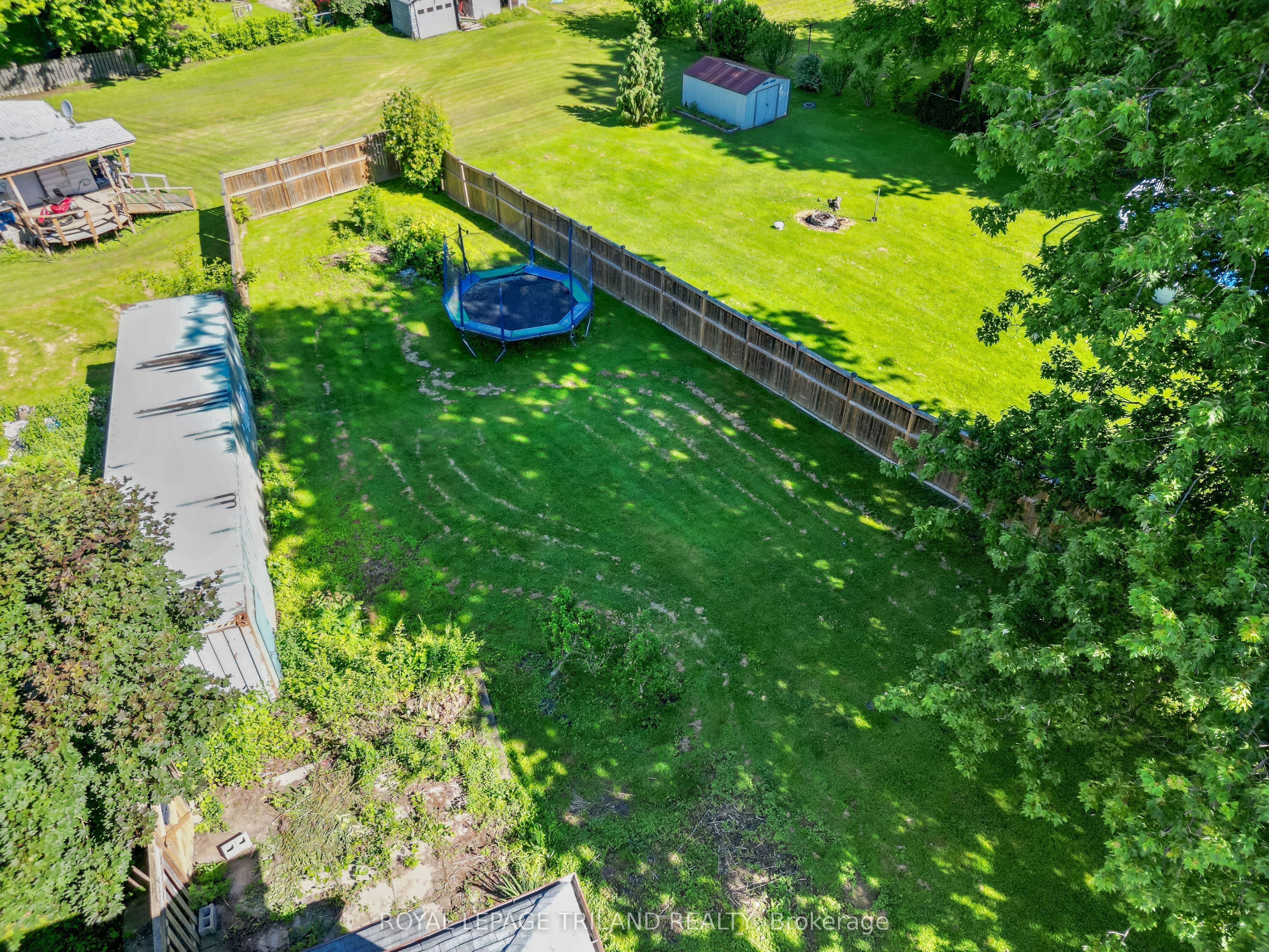 15 Dundas Street, Newbury, ON N0L 1Z0 photo 5