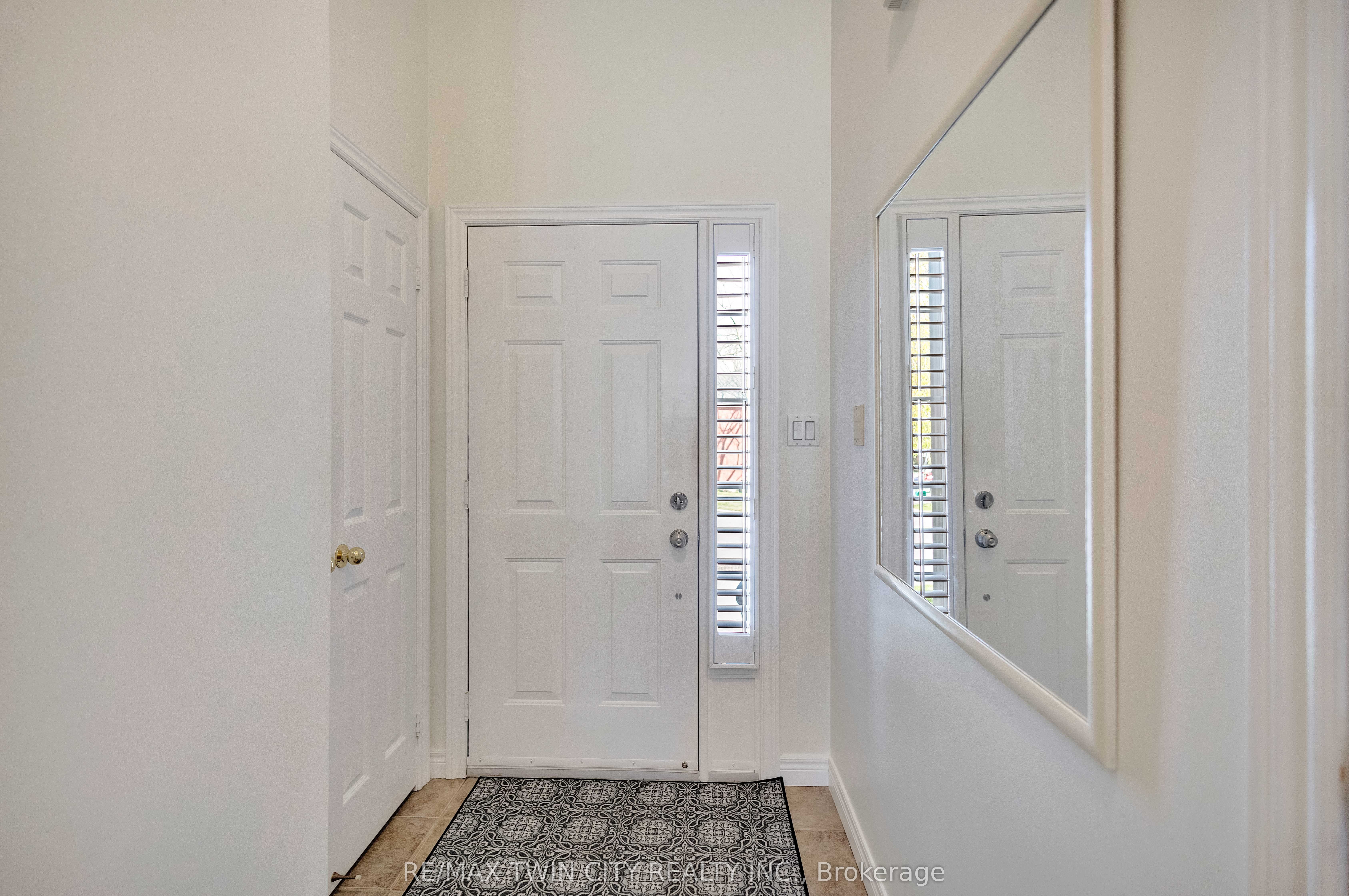 120 Beddoe Drive 6, Hamilton, ON L8P 4Z4 photo 5