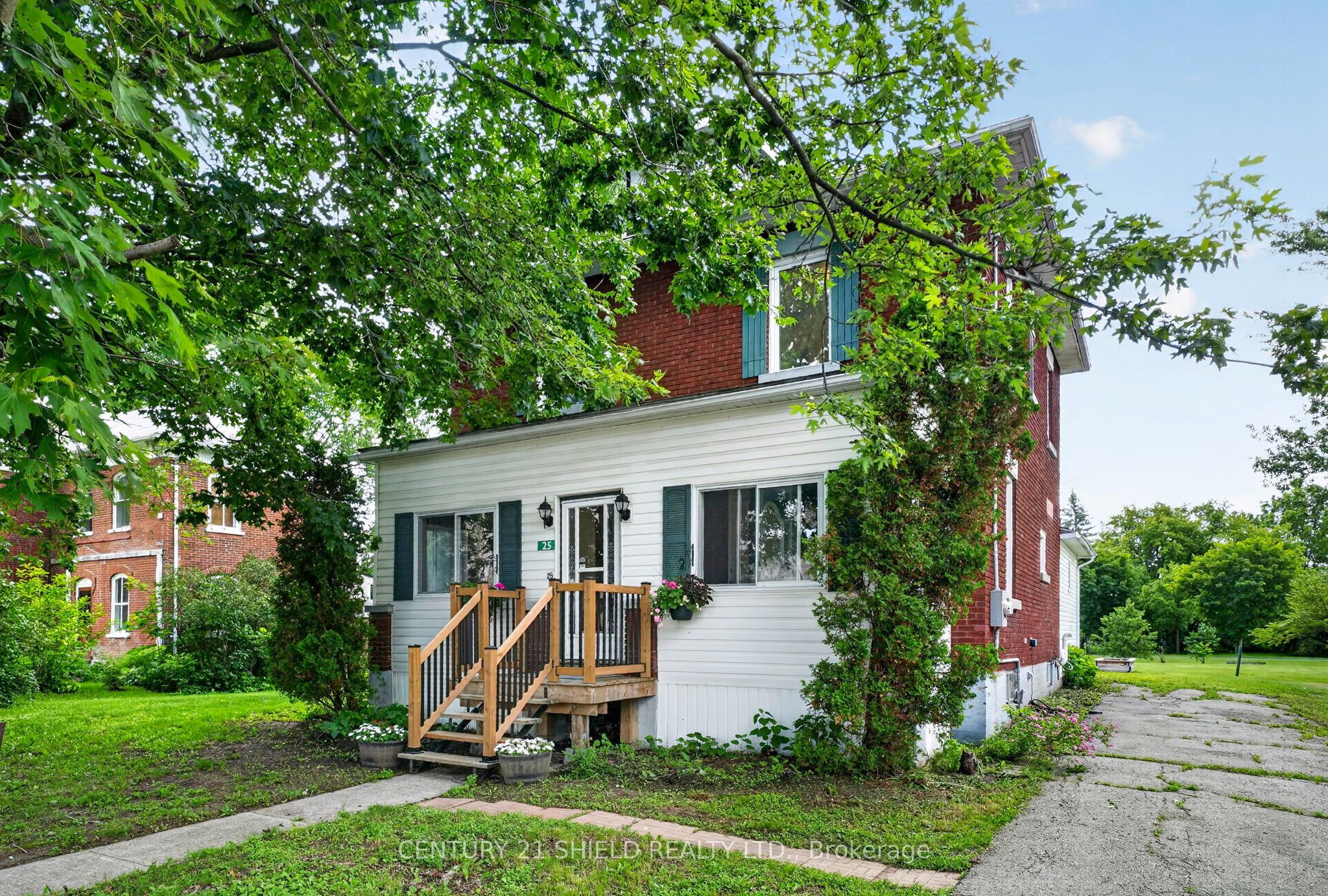 25 Front Street, North Stormont, ON K0C 1K0 photo 2
