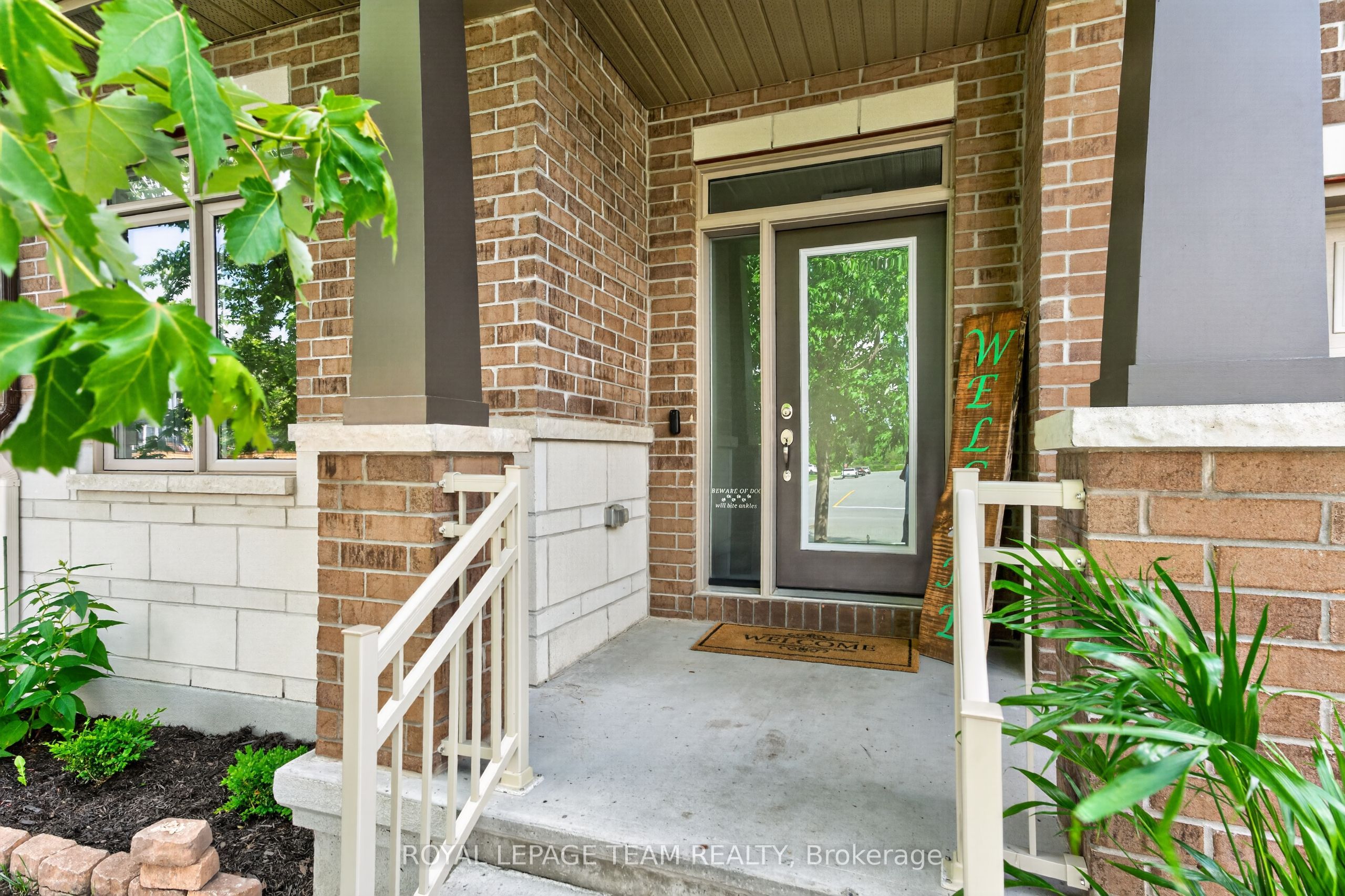16 Matthews Street, Carleton Place, ON K7C 0E7 photo 3