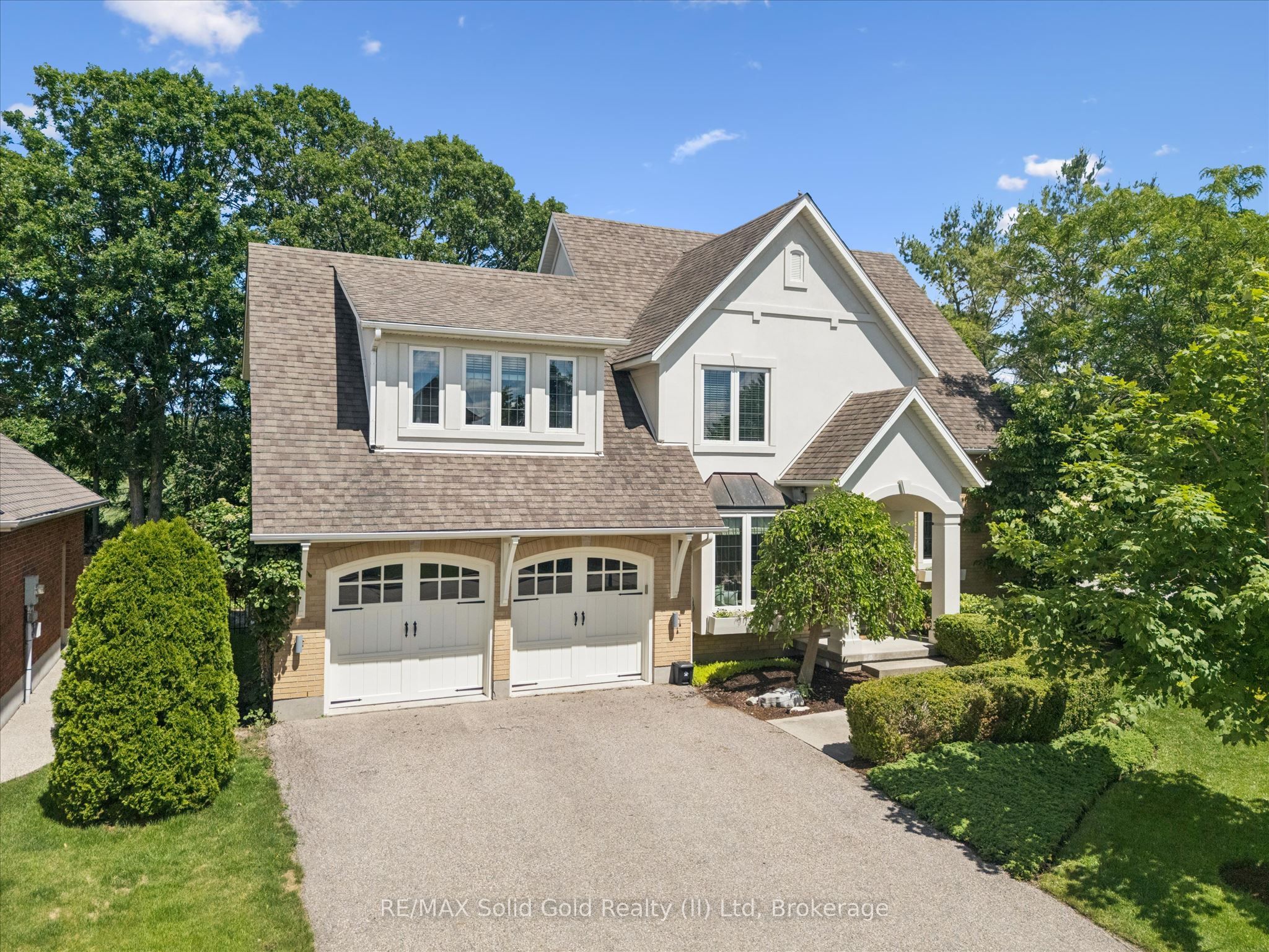 576 Falconridge Crescent, Waterloo, ON N2K 4J2
