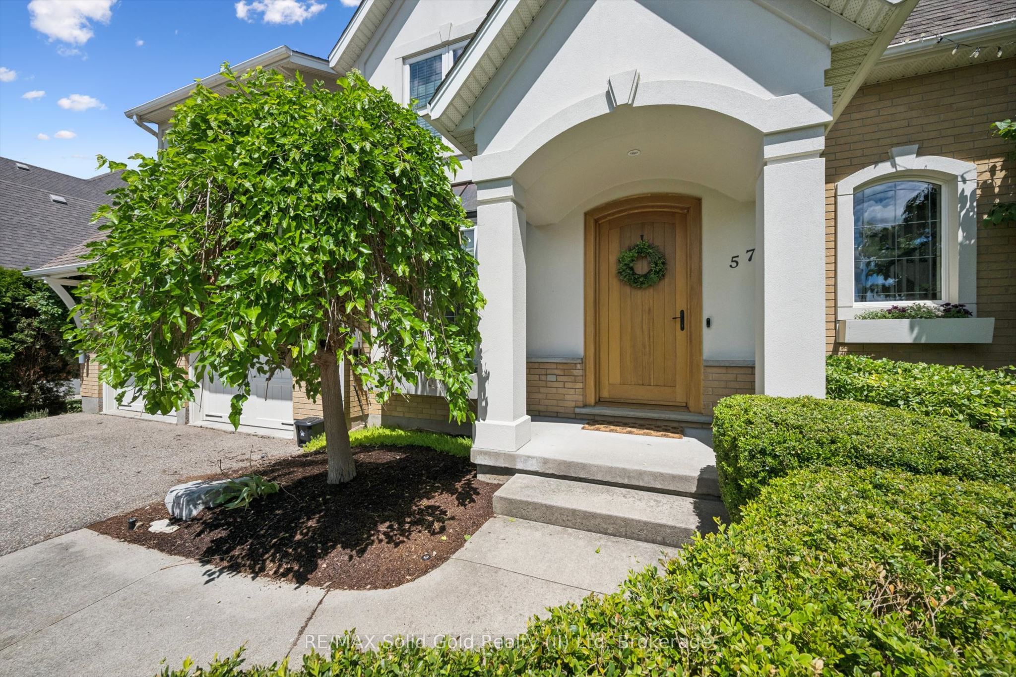 576 Falconridge Crescent, Waterloo, ON N2K 4J2 photo 5