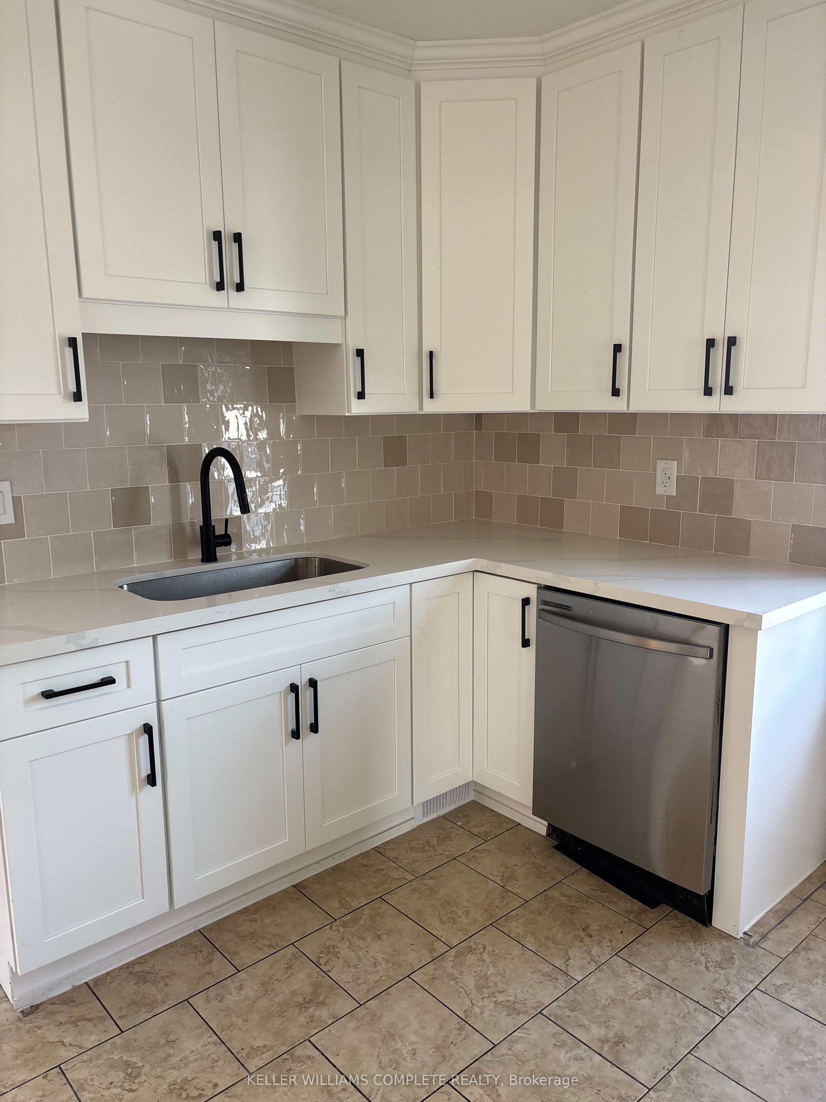 61 Wallace Avenue, Port Colborne, ON L3K 3X5
