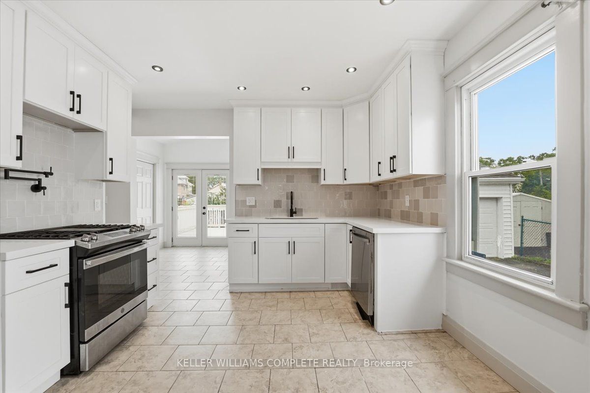 61 Wallace Avenue, Port Colborne, ON L3K 3X5 photo 3