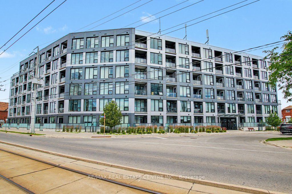 690 King Street W 101, Kitchener, ON N2H 5L8 photo 4