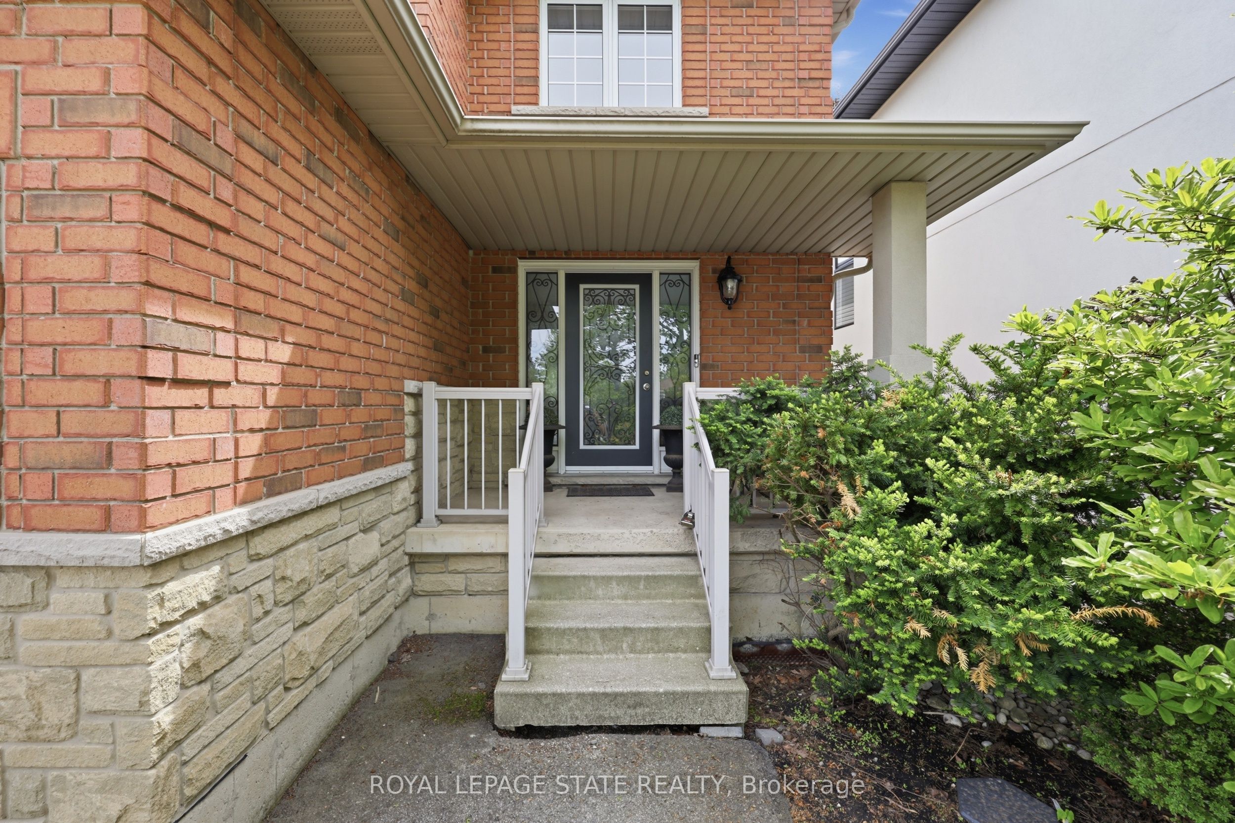 84 Duncairn Crescent, Hamilton, ON L9C 6G1 photo 5