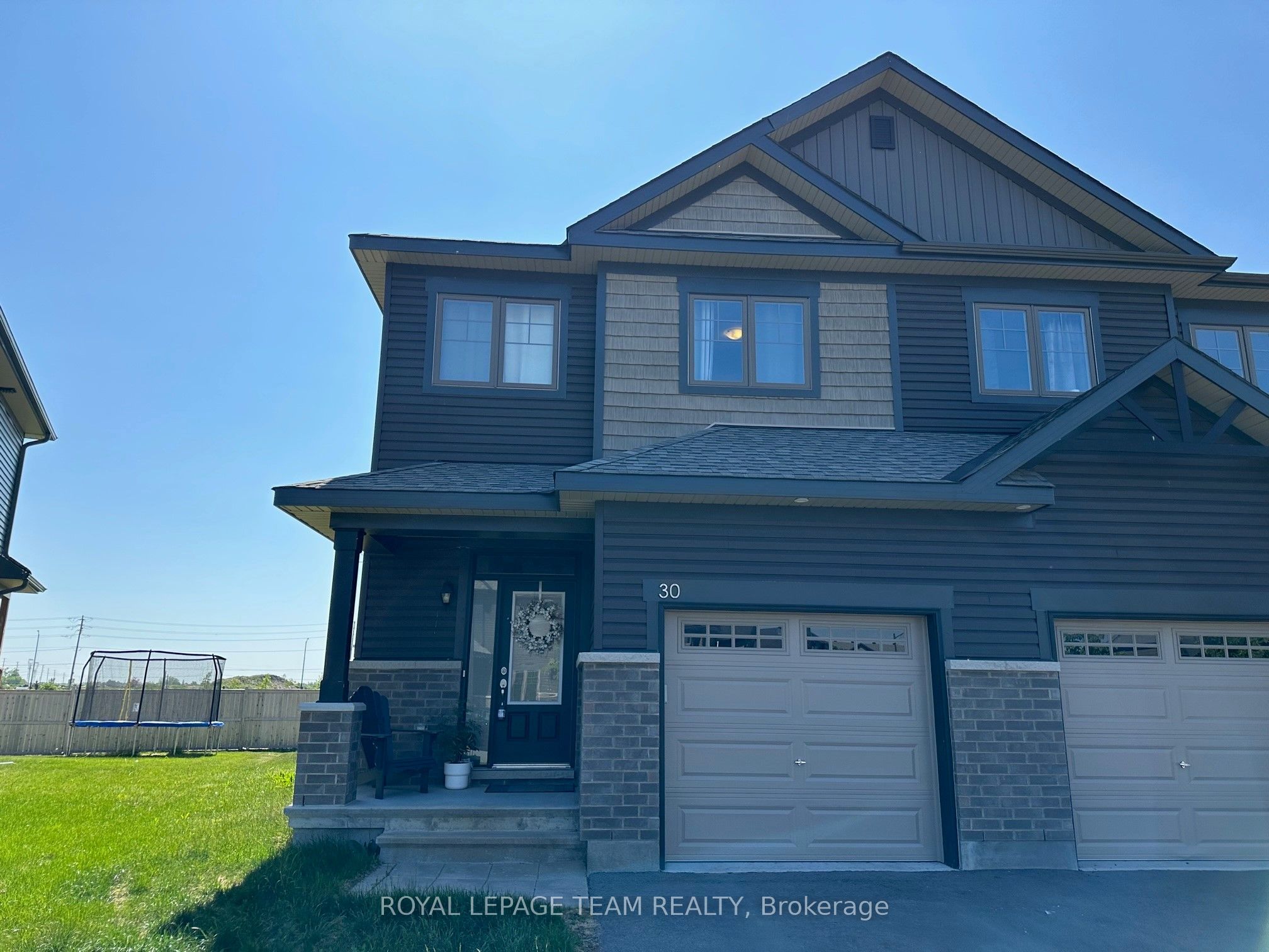 30 ROOKIE Crescent, Kanata, ON K2V 0R9