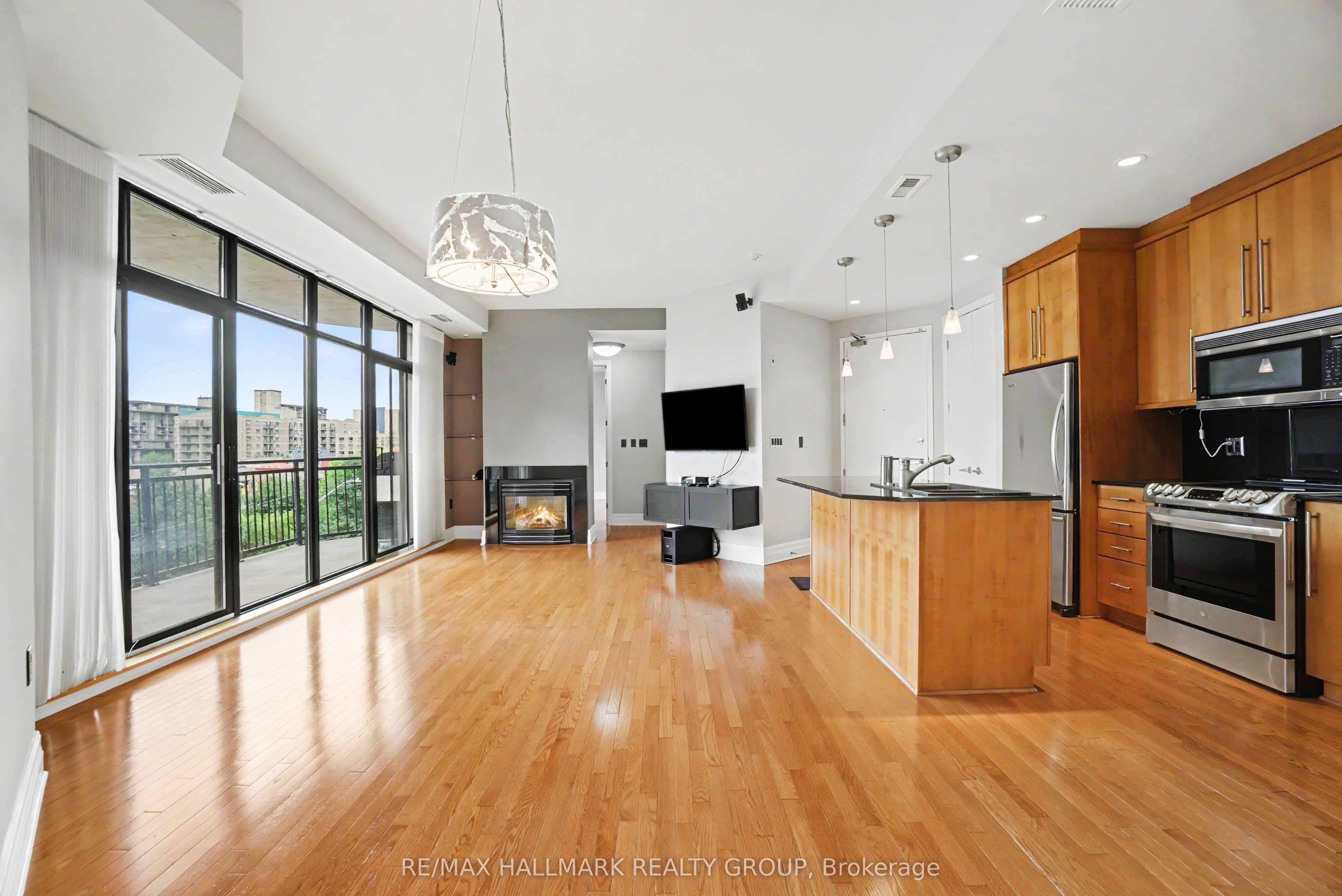 260 Besserer Street 408, Lower Town - Sandy Hill, ON K1N 1J3 photo 4