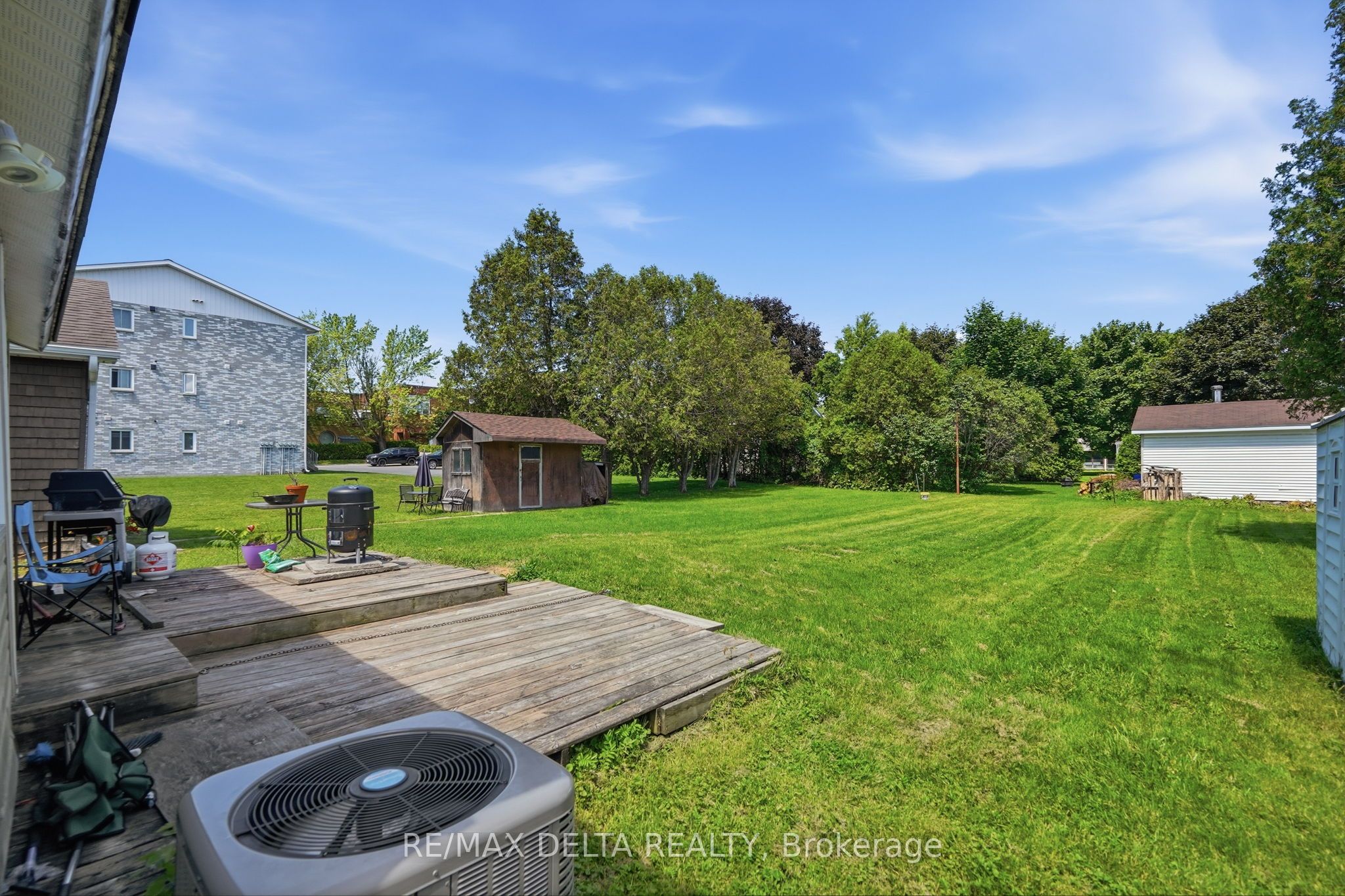 49 Lochiel Street E, North Glengarry, ON K0C 1A0 photo 4