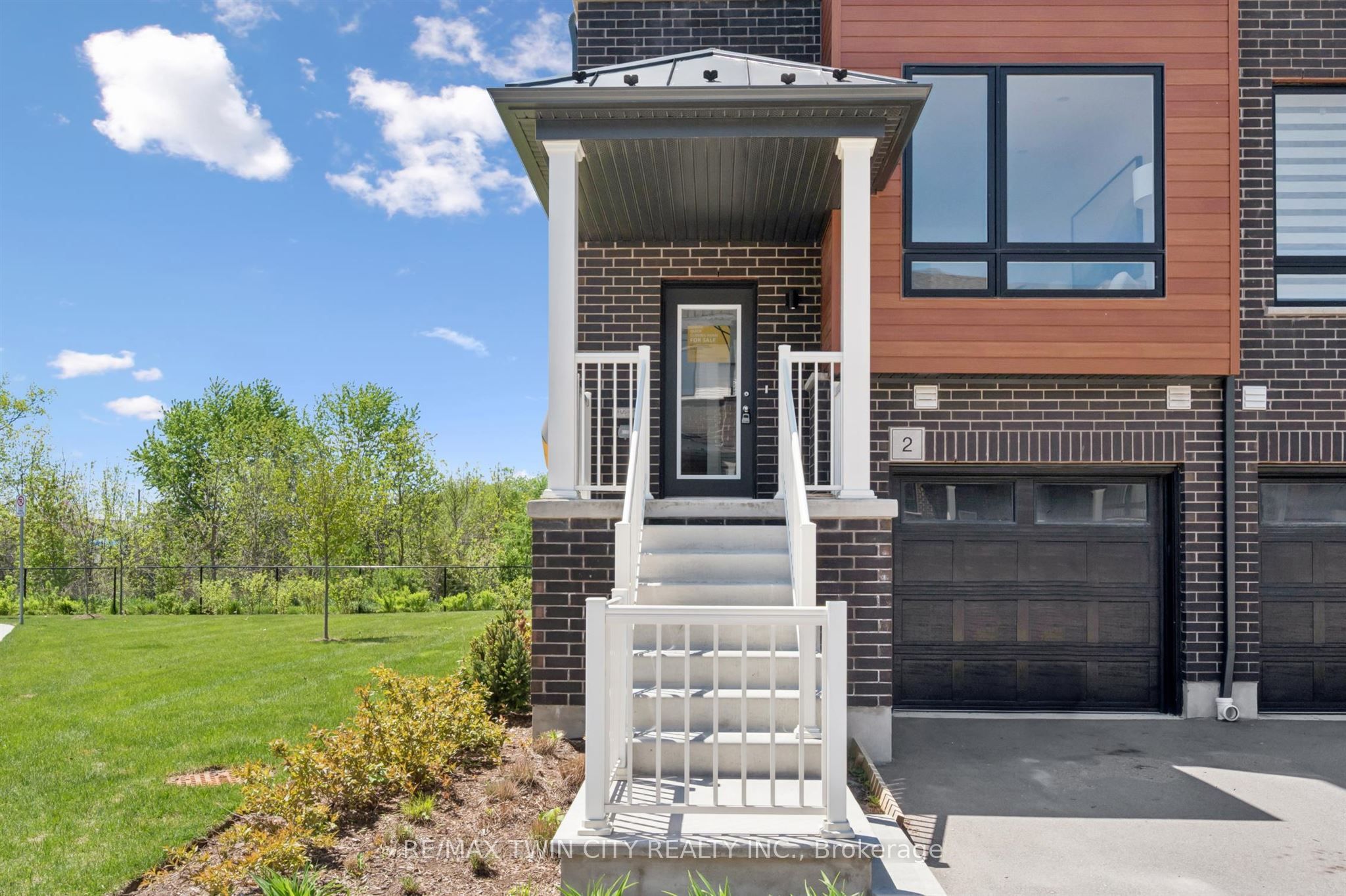 2 Sora Lane, Guelph, ON N1E 0T4 photo 2
