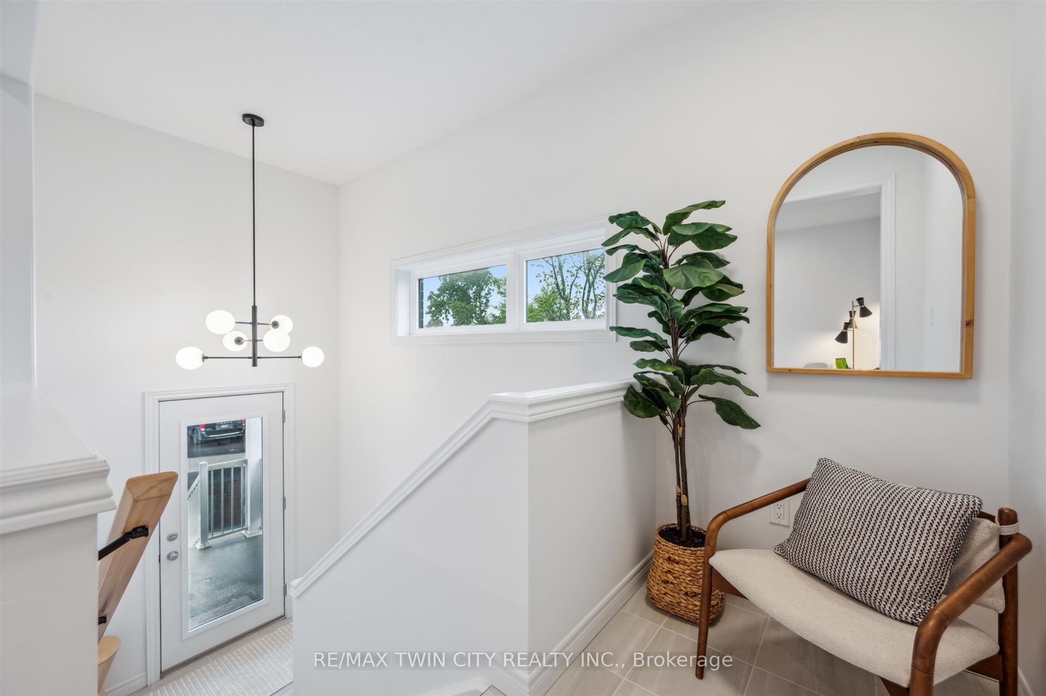 2 Sora Lane, Guelph, ON N1E 0T4 photo 3