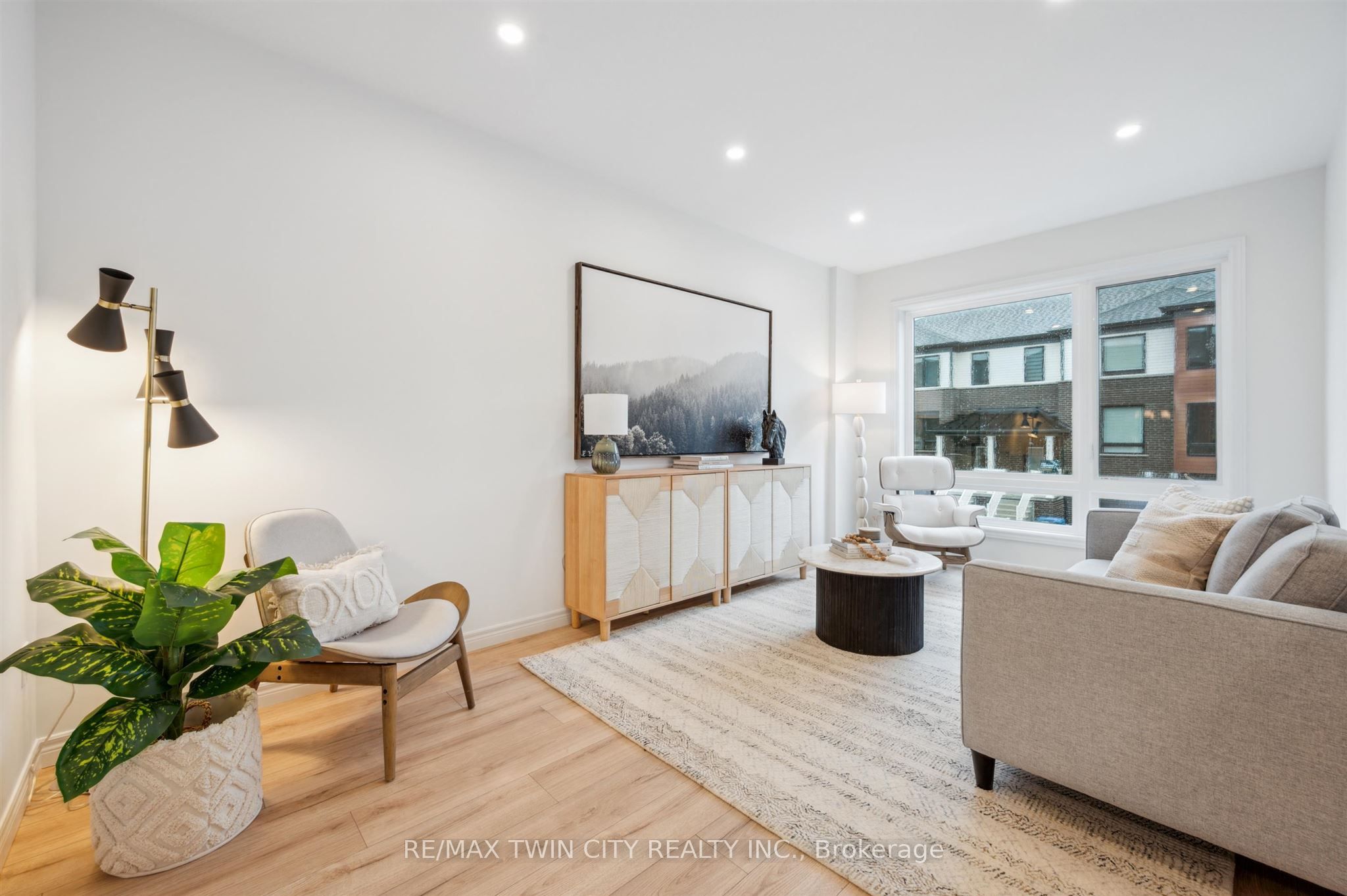 2 Sora Lane, Guelph, ON N1E 0T4 photo 4