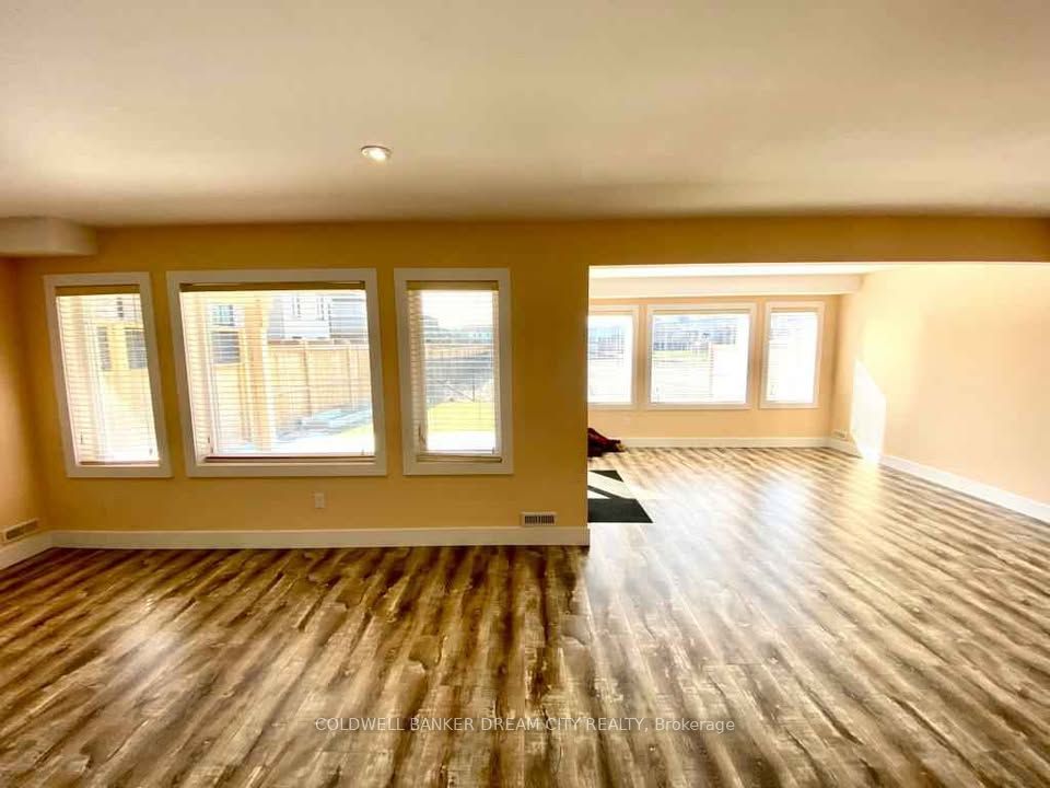 1236 Medway Park Drive (Lower), London North, ON N6G 0V6 photo 2