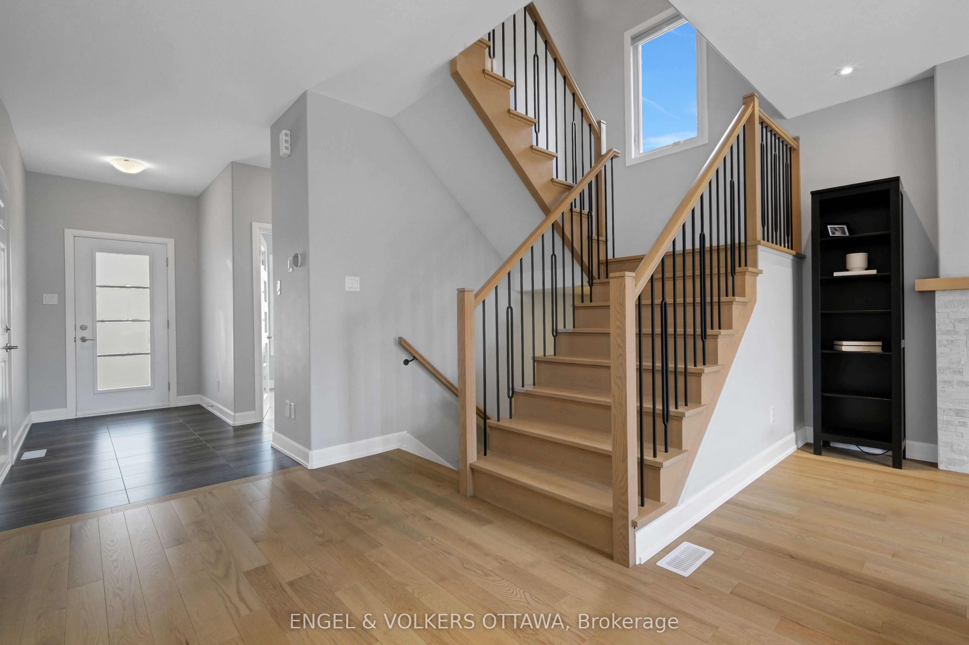 325 Moonlight Drive, Russell, ON K4R 0L1 photo 5