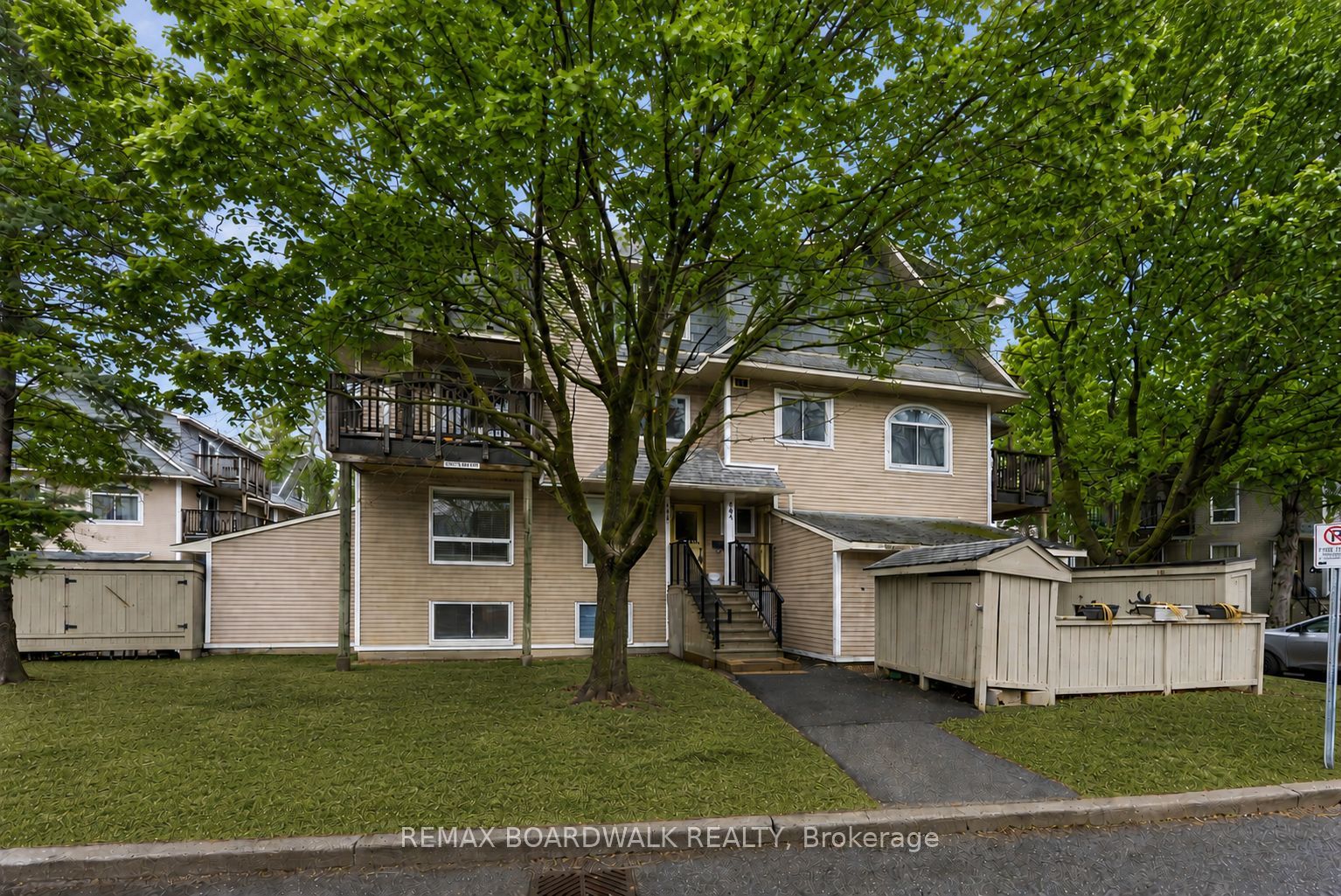 614 Tanguay Court, Kanata, ON K2L 3X3 photo 5