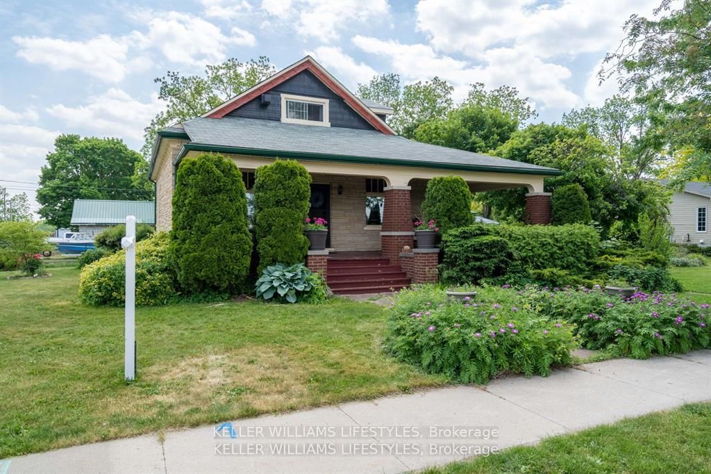 93 Sarah Street, Lambton Shores, ON N0M 2N0 photo 2