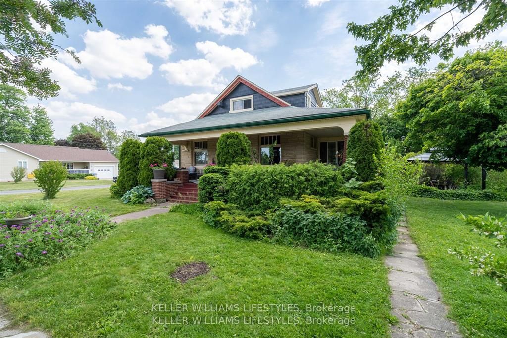 93 Sarah Street, Lambton Shores, ON N0M 2N0 photo 3