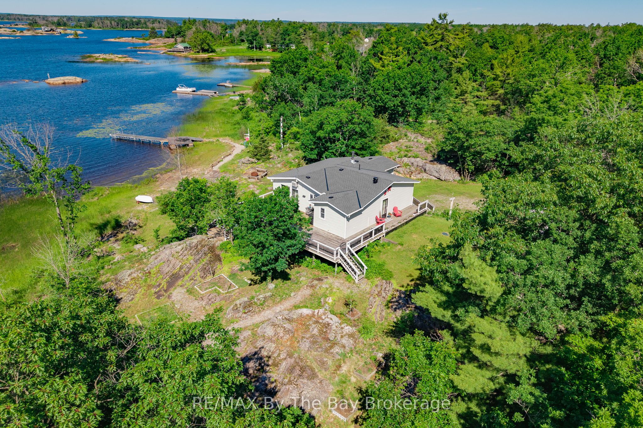 151 Macey Bay Road, Georgian Bay, ON L0K 1S0