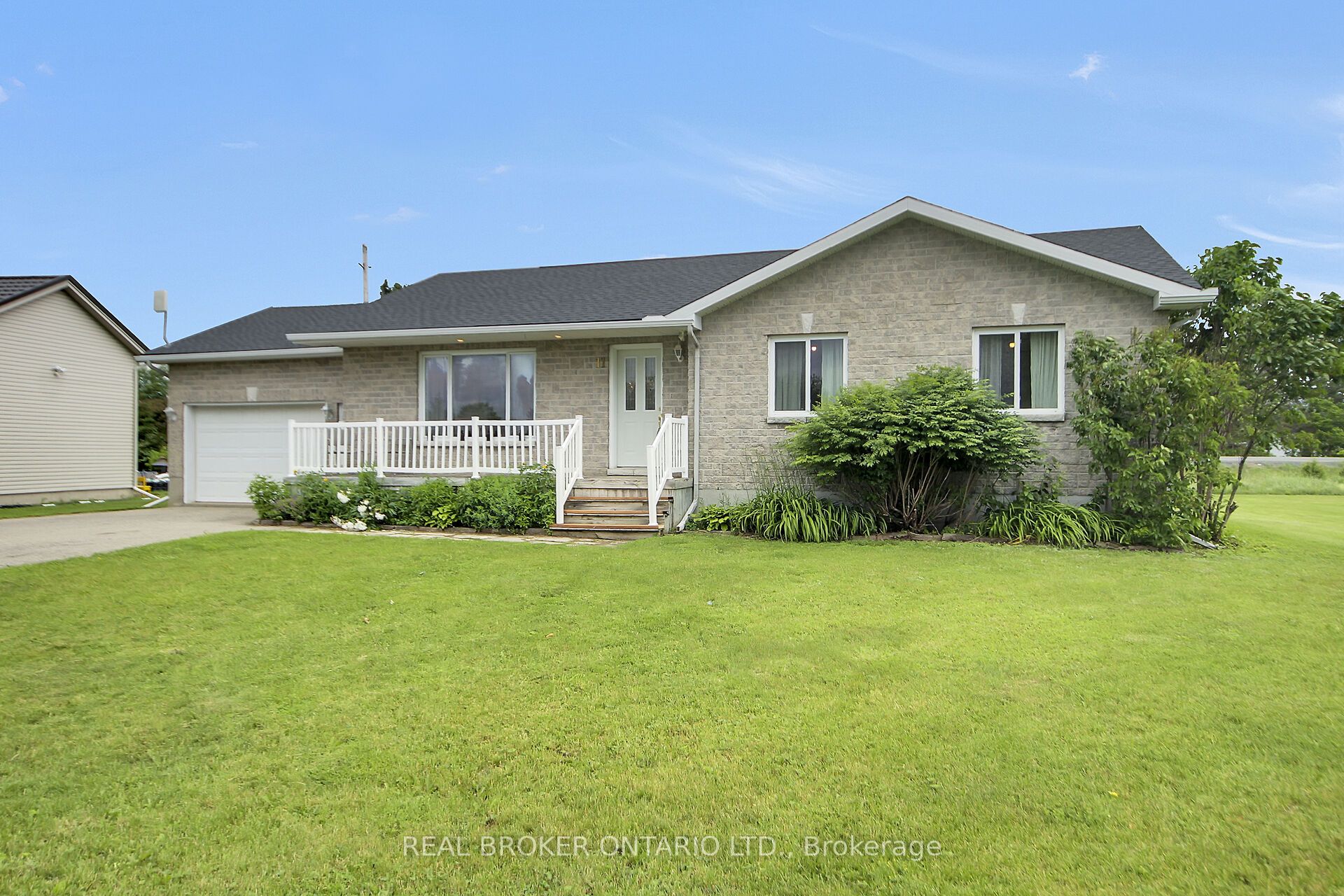 11 Lori Lane, North Dundas, ON K0C 1H0