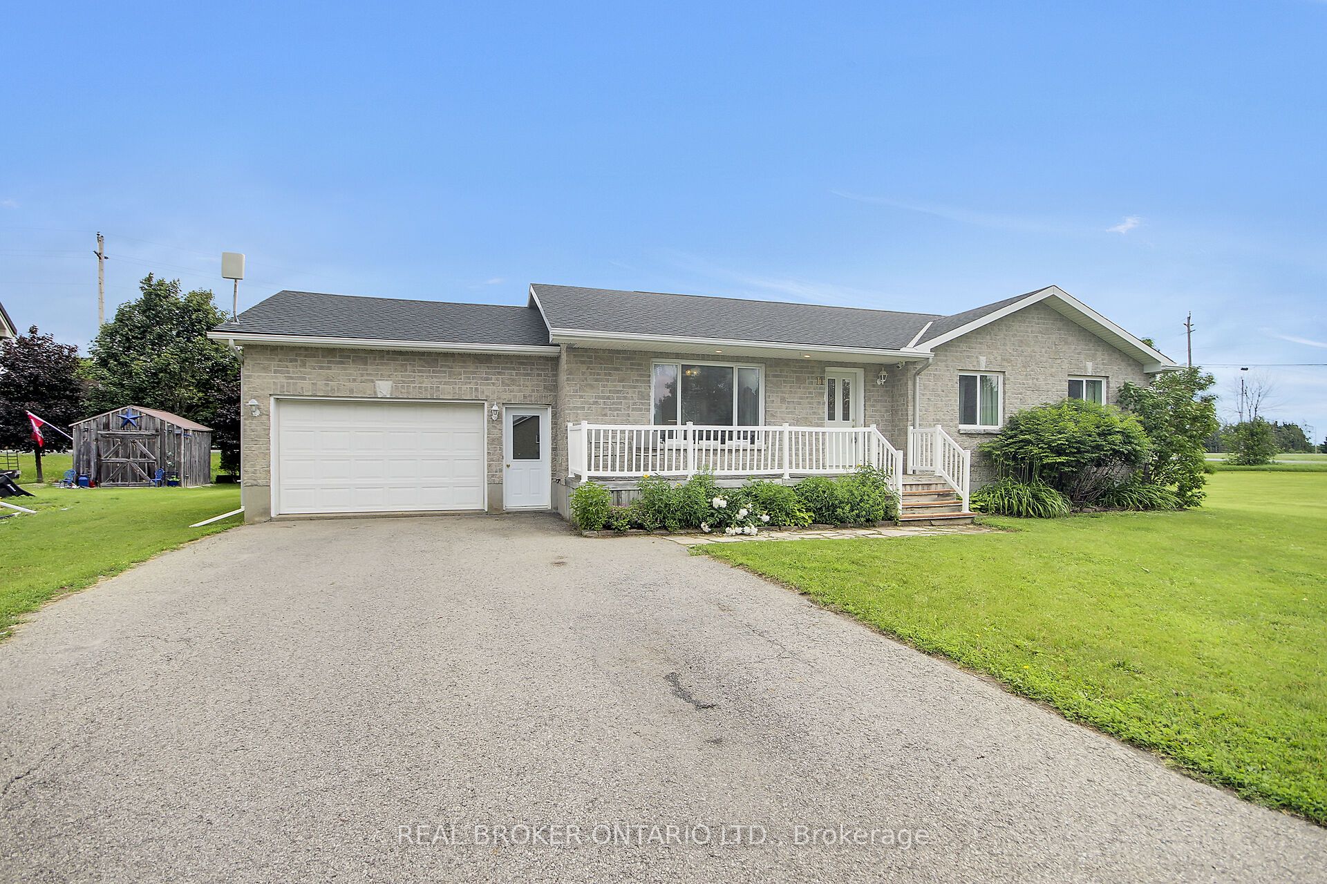 11 Lori Lane, North Dundas, ON K0C 1H0 photo 2