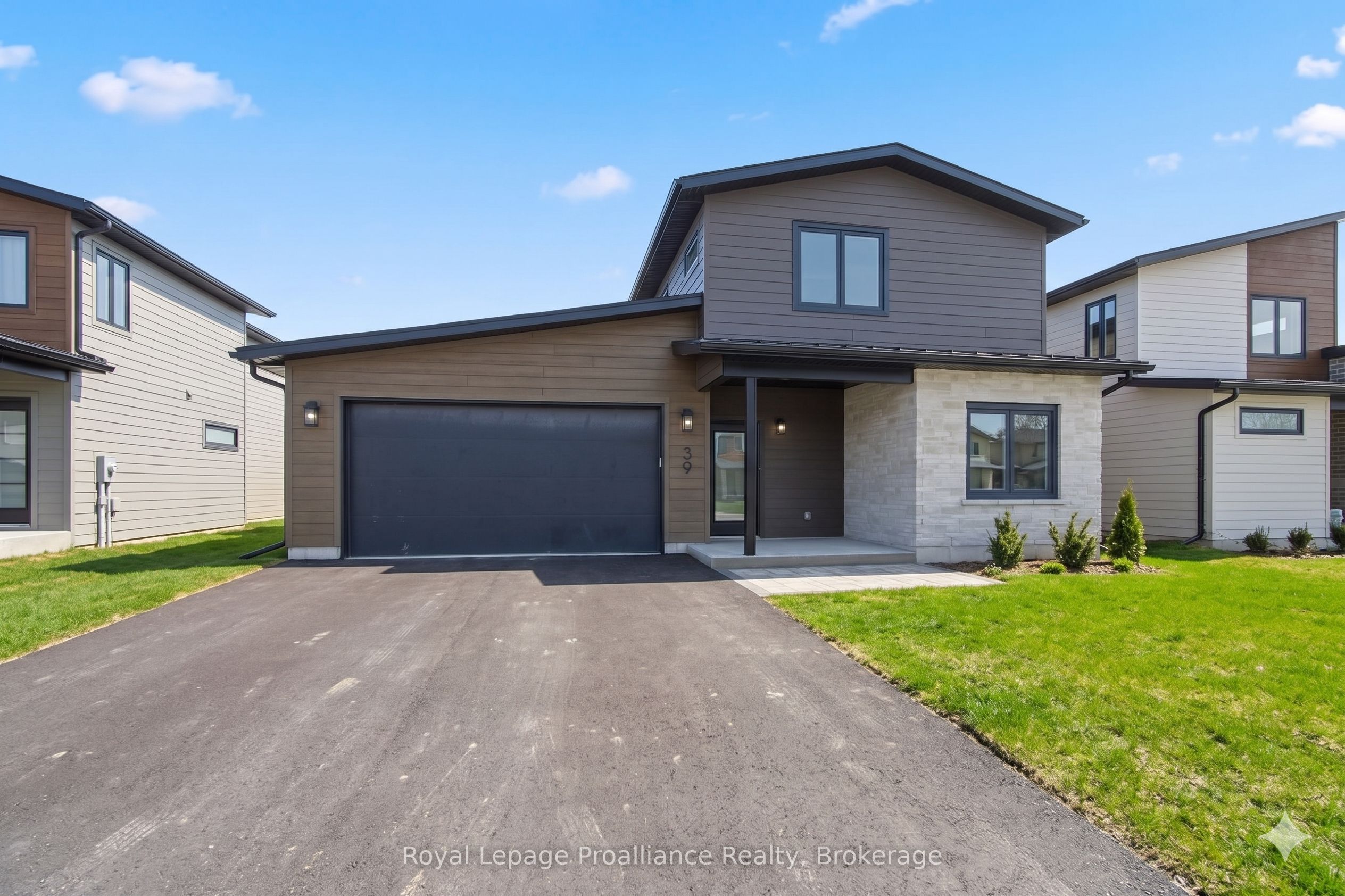 39 Fraser Drive, Quinte West, ON K0K 1E0 photo 2