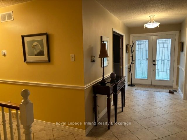 623 Lansdowne Avenue, Woodstock, ON N4T 1J9 photo 2
