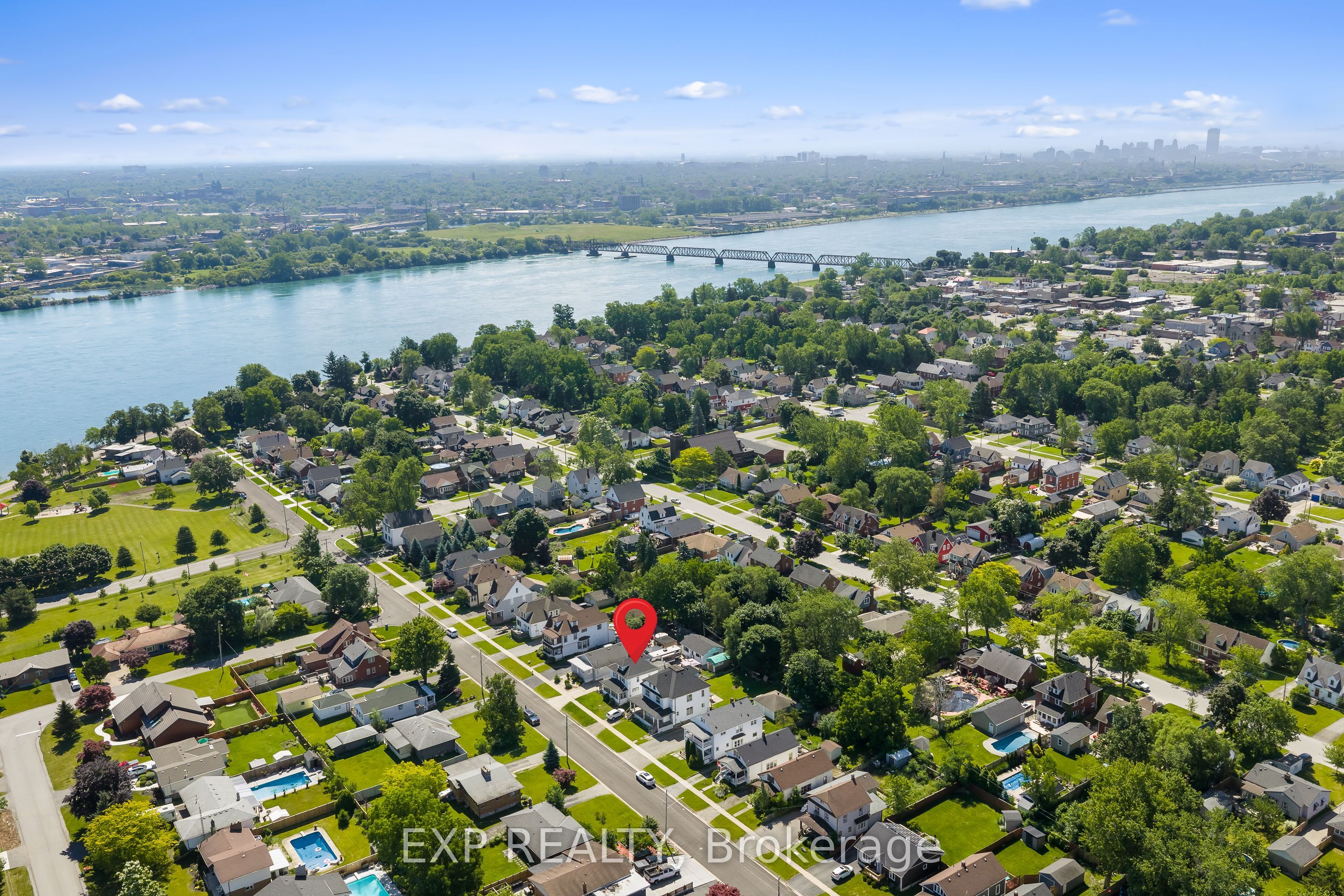 221 Bowen Road, Fort Erie, ON L2A 2Y6 photo 4