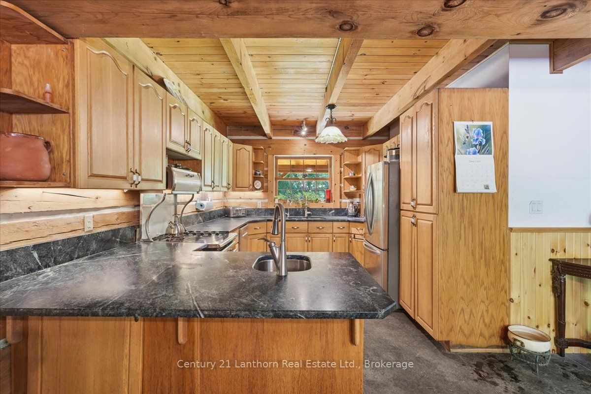 3719 County 1 Road, Prince Edward County, ON K0K 1G0 photo 5