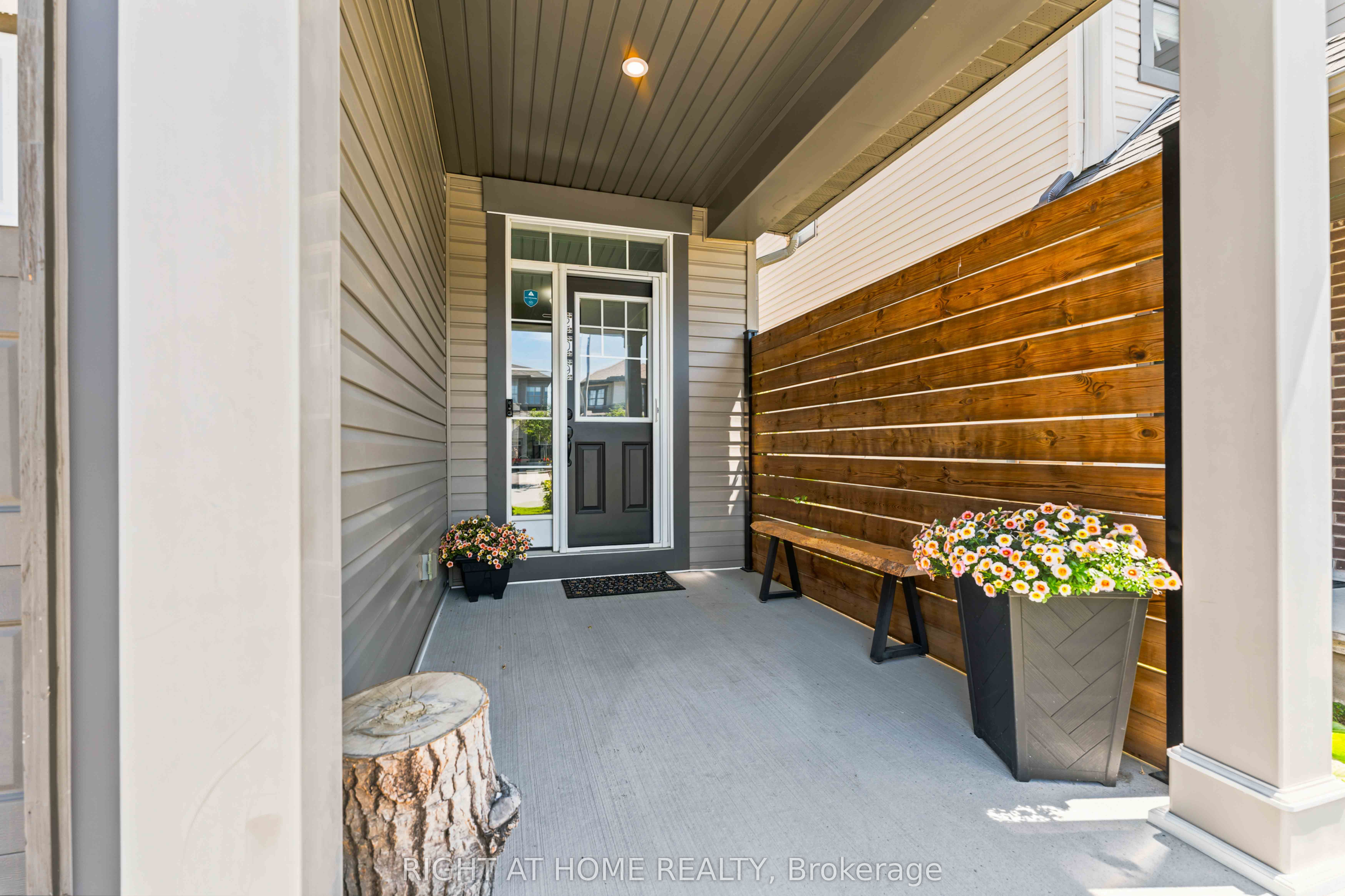 209 Quarter Horse Street, Stittsville - Munster - Richmond, ON K2S 0X9 photo 3