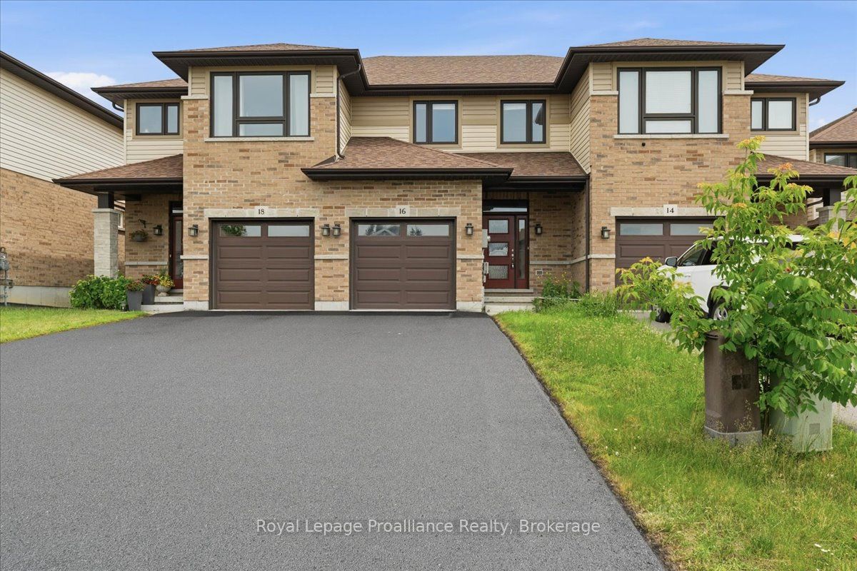 16 Ledgerock Court, Quinte West, ON K8R 0A1