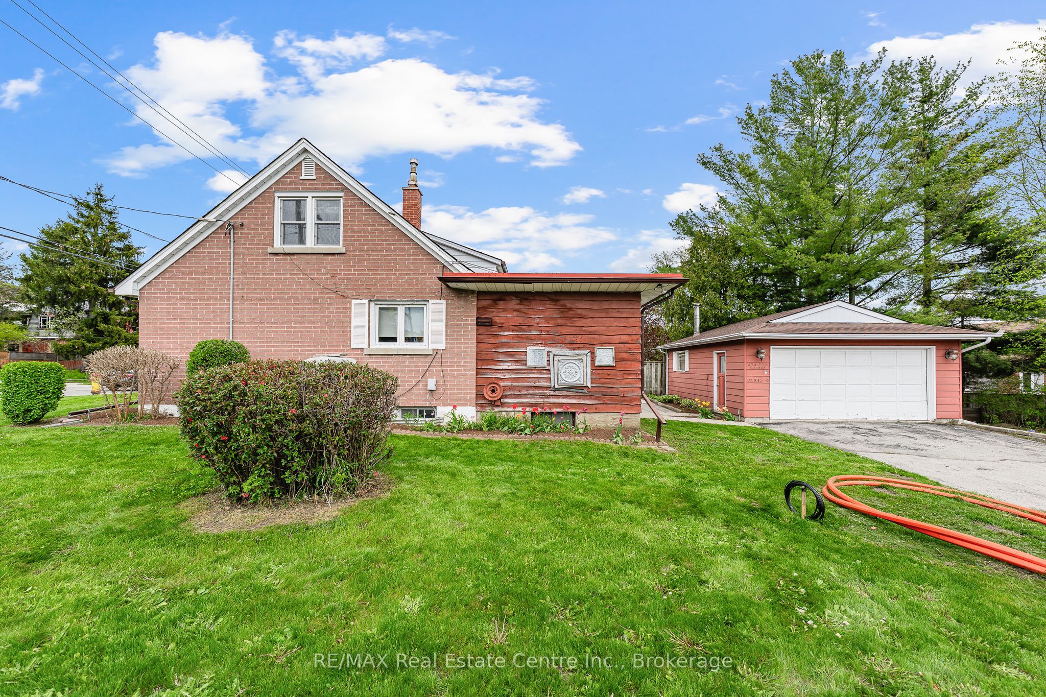 497 Victoria Street S, Kitchener, ON N2M 3A6 photo 4