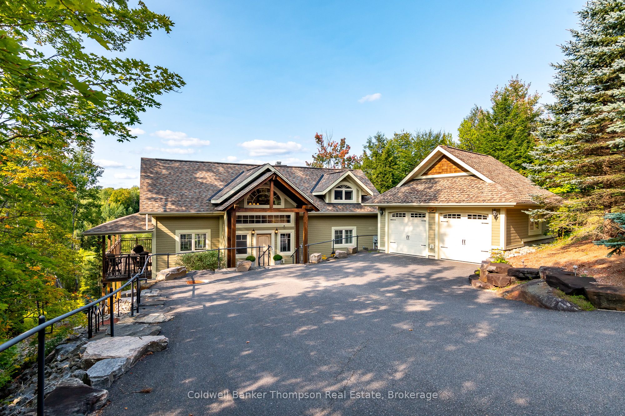 21 Deerhurst Highlands Drive, Huntsville, ON P1H 1B1 photo 3