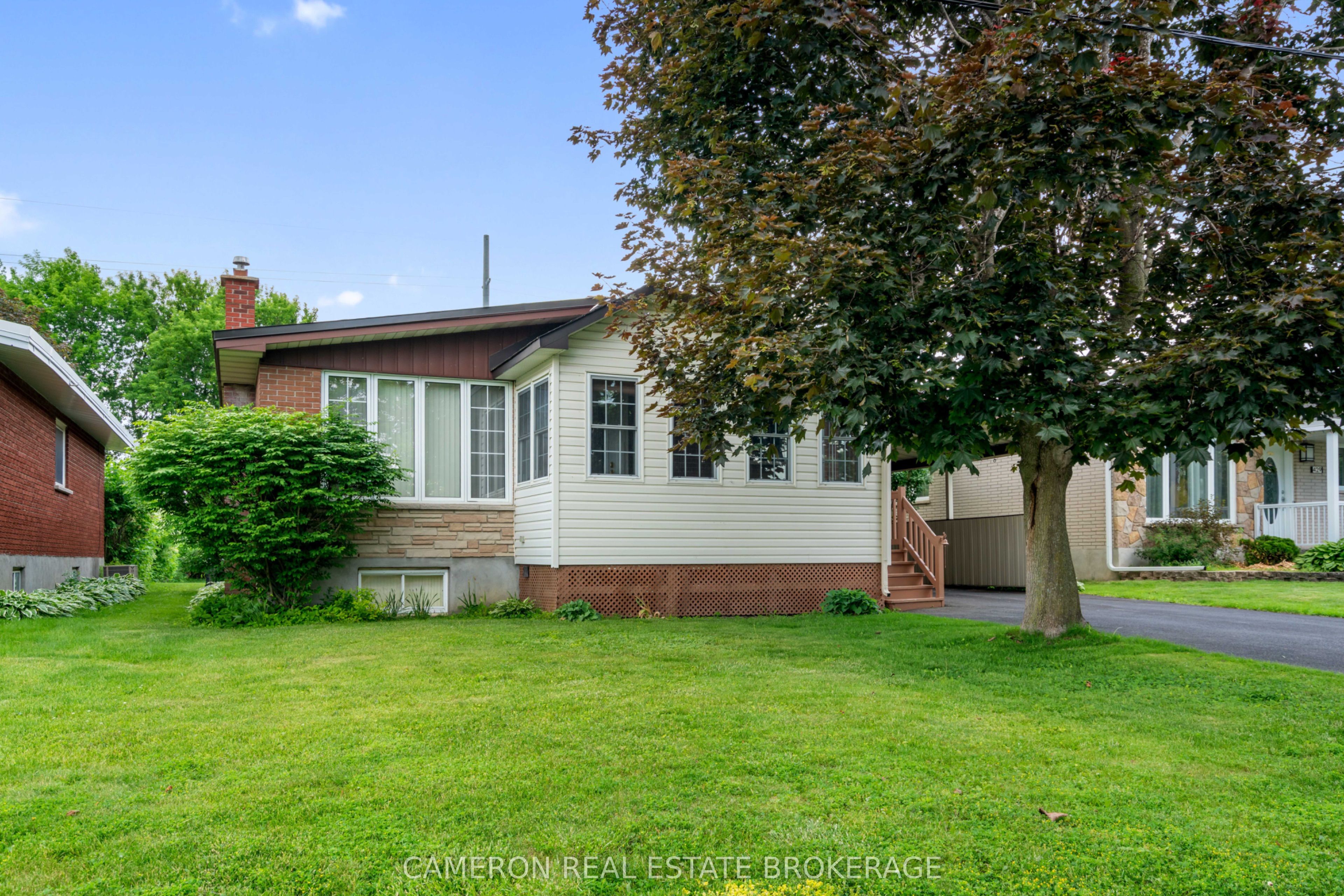 425 Danis Avenue, Cornwall, ON K6H 5G2
