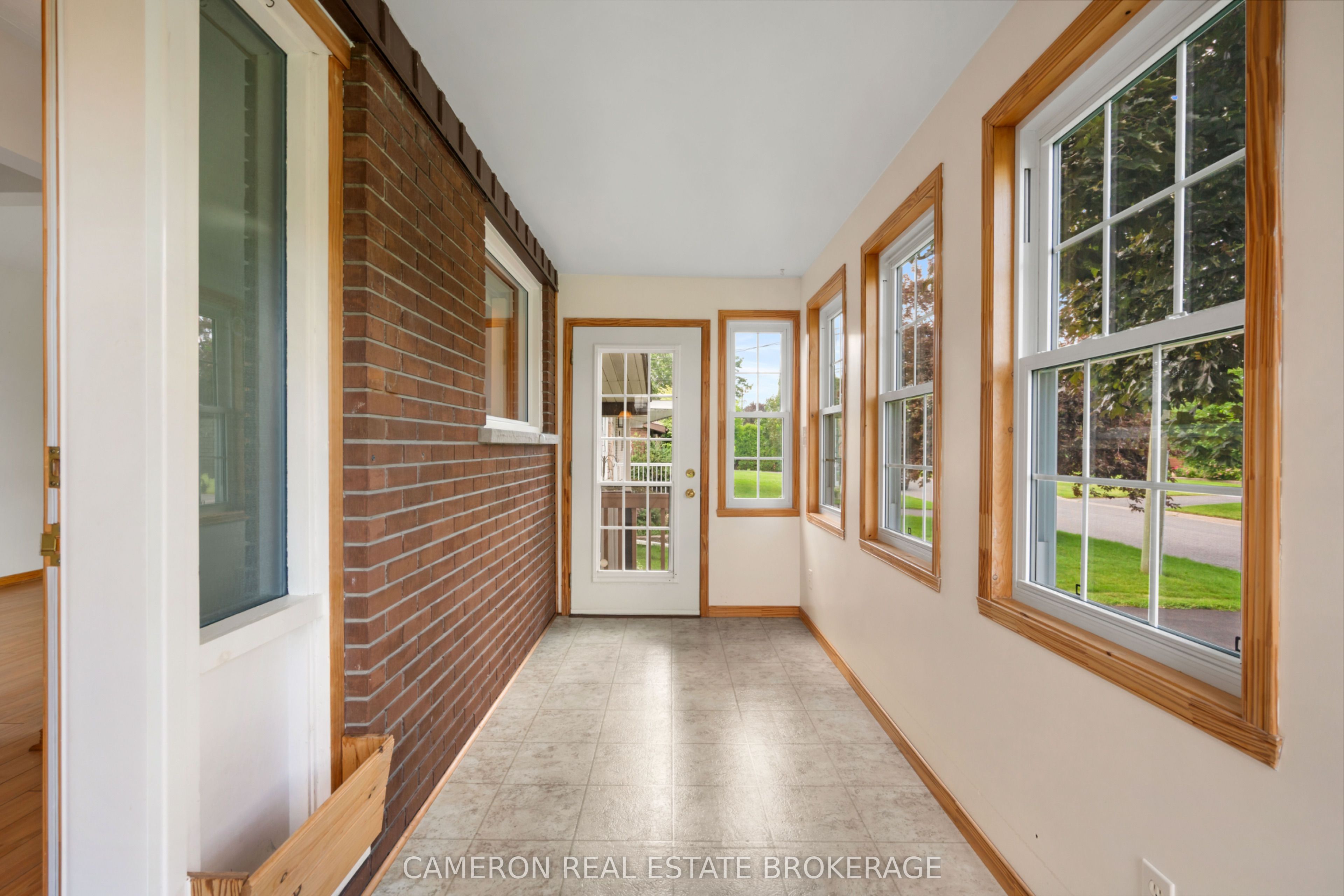 425 Danis Avenue, Cornwall, ON K6H 5G2 photo 4