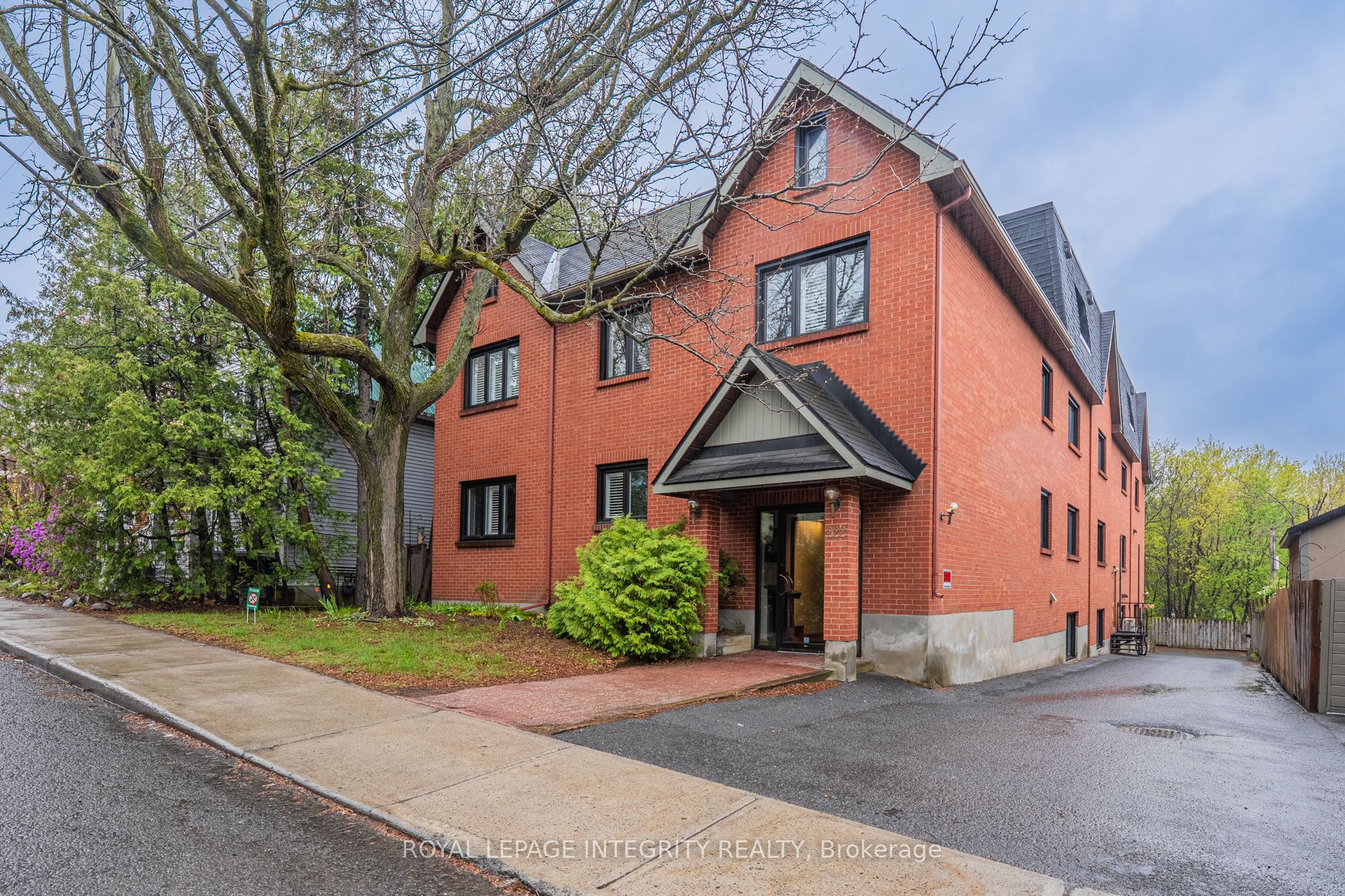 222 Russell Avenue 103, Lower Town - Sandy Hill, ON K1N 7X5