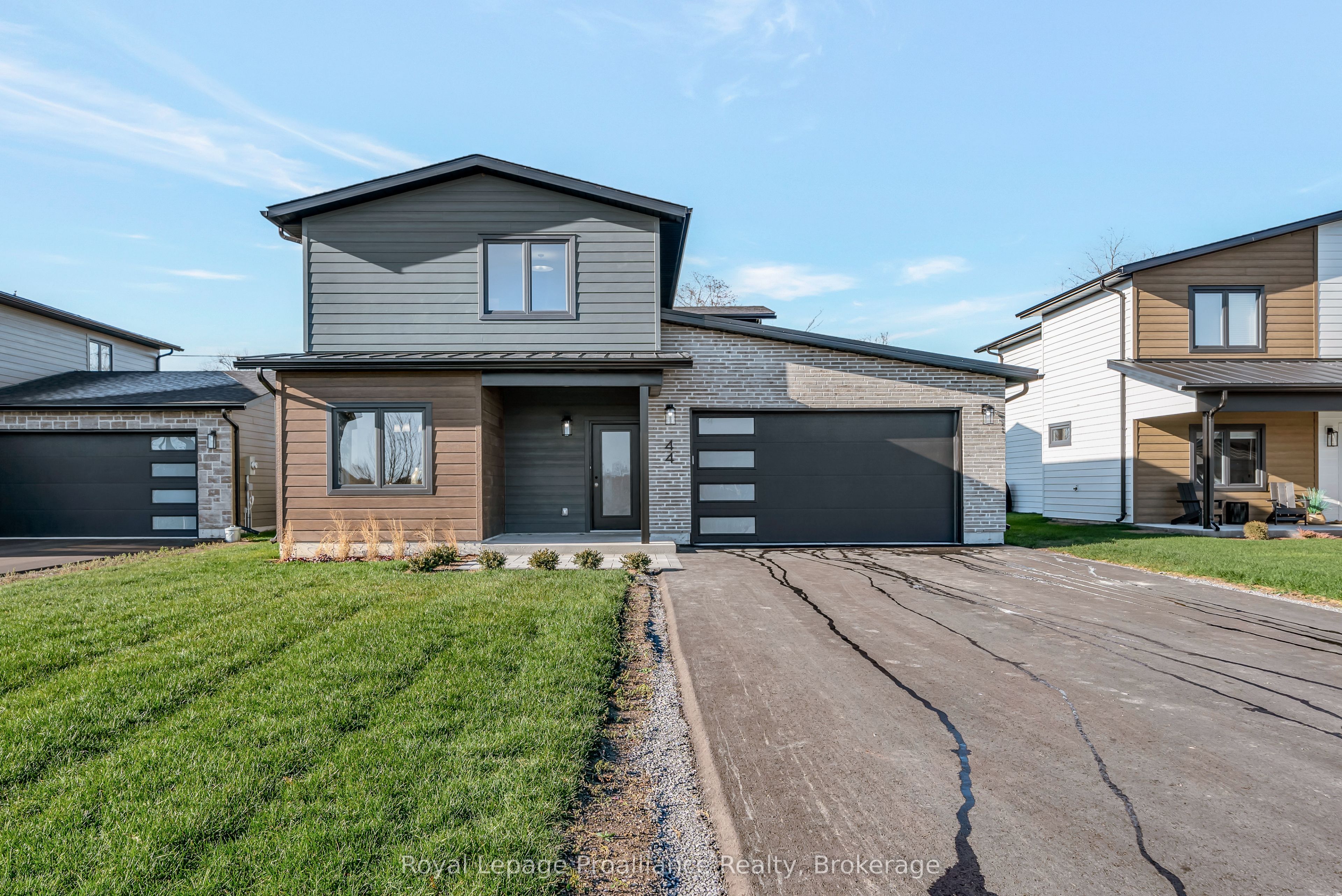 44 Fraser Drive, Quinte West, ON K0K 1E0 photo 2